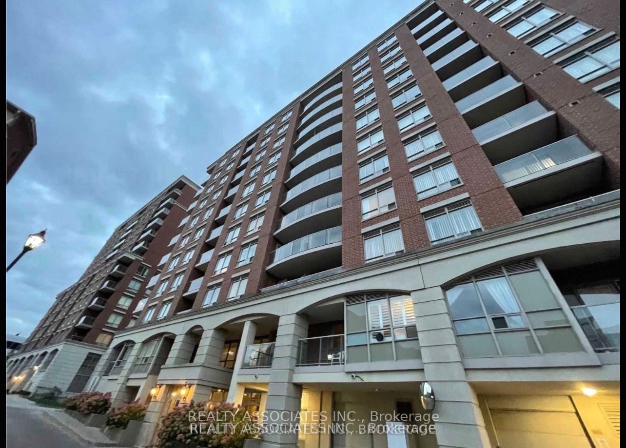 2 Clairtrell Road 815, Toronto, ON M2N 7H5