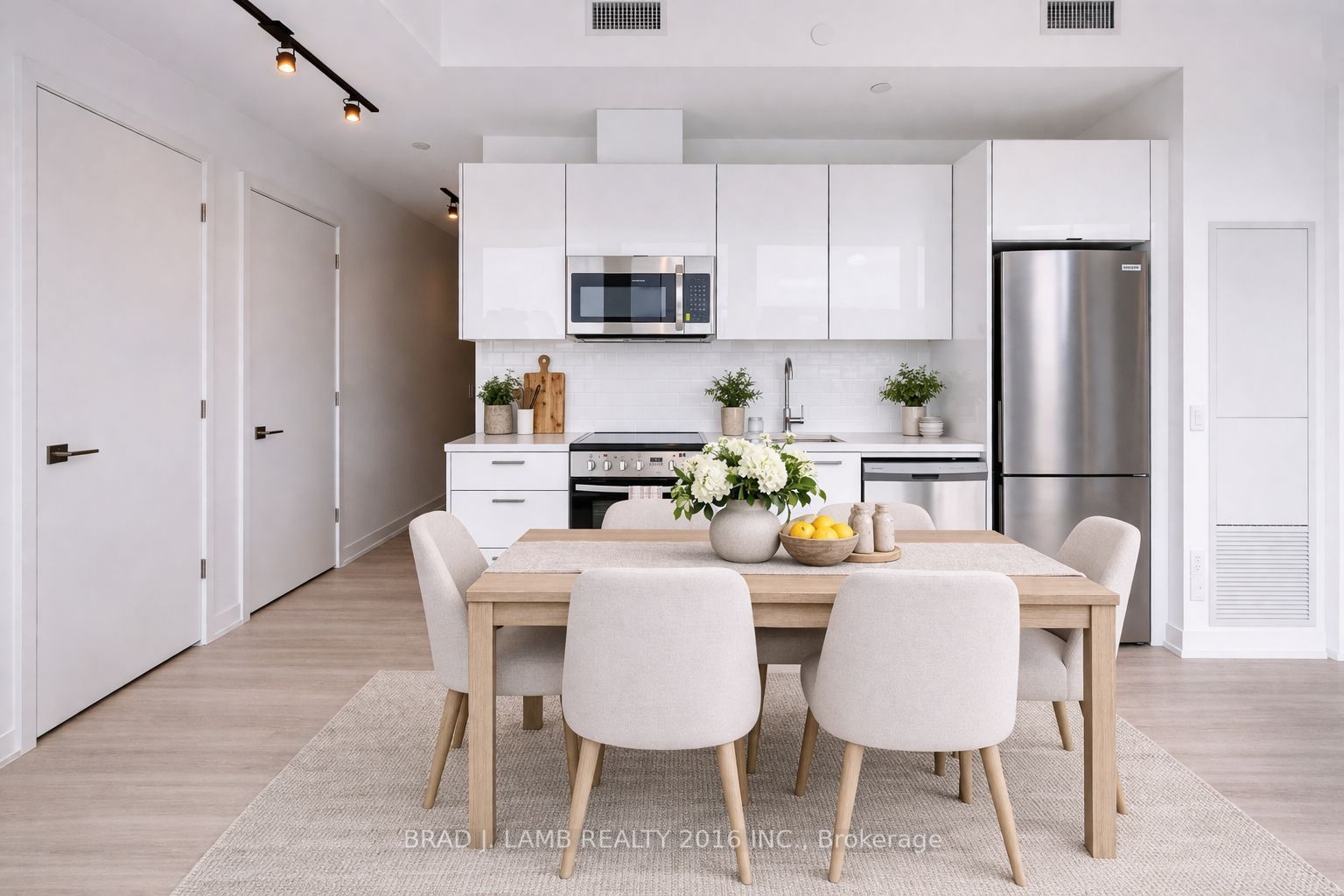 284 King Street E 1004, Toronto, ON M5A 1K4 photo 2