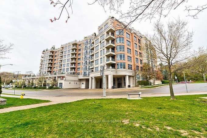 10 Old York Mills Road 206, Toronto, ON M2P 2G6