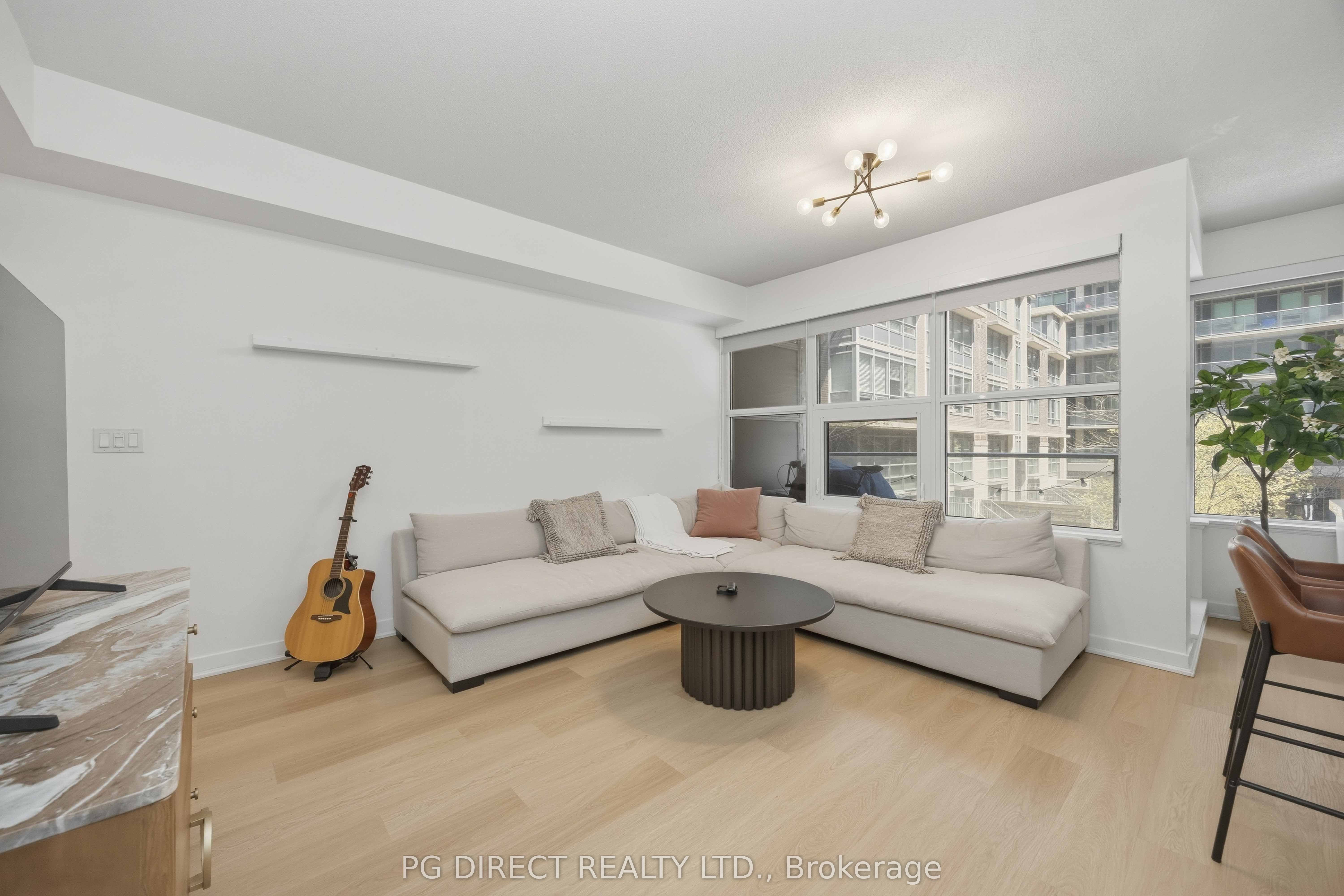 59 East Liberty Street 213, Toronto, ON M6K 3R1 photo 2