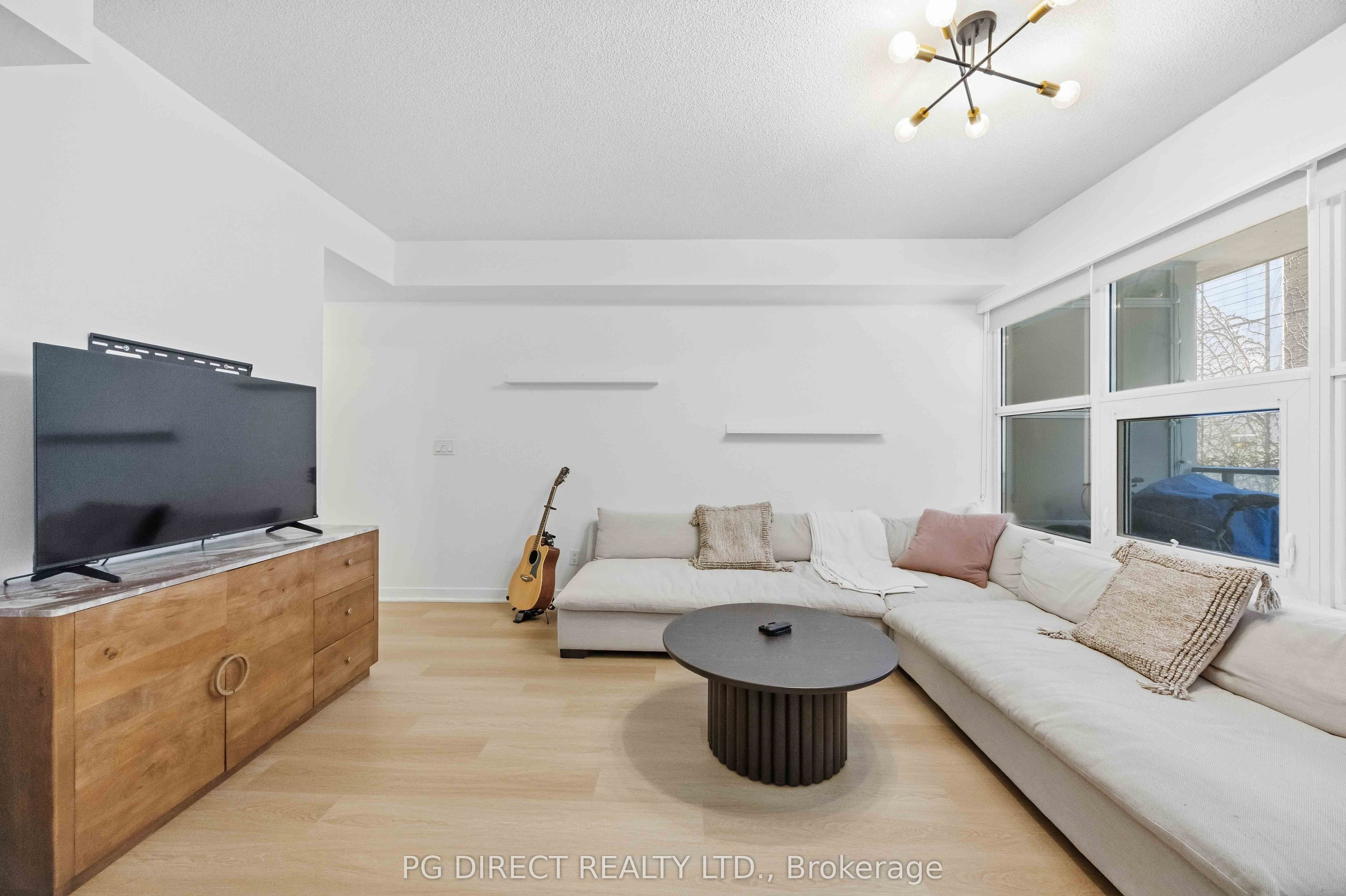 59 East Liberty Street 213, Toronto, ON M6K 3R1 photo 3