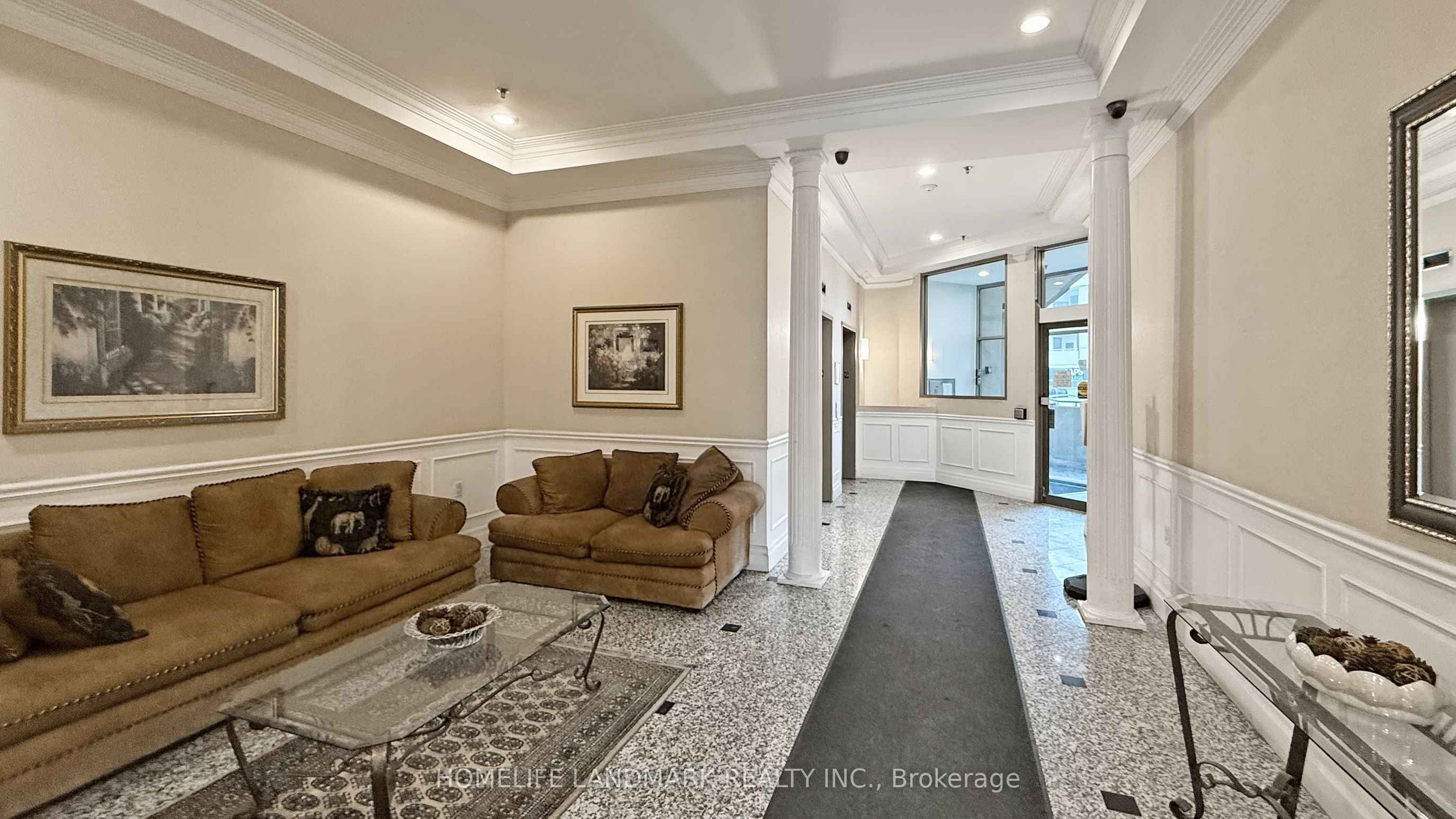 555 Wilson Heights Boulevard 301, Toronto, ON M3H 6B5 photo 4