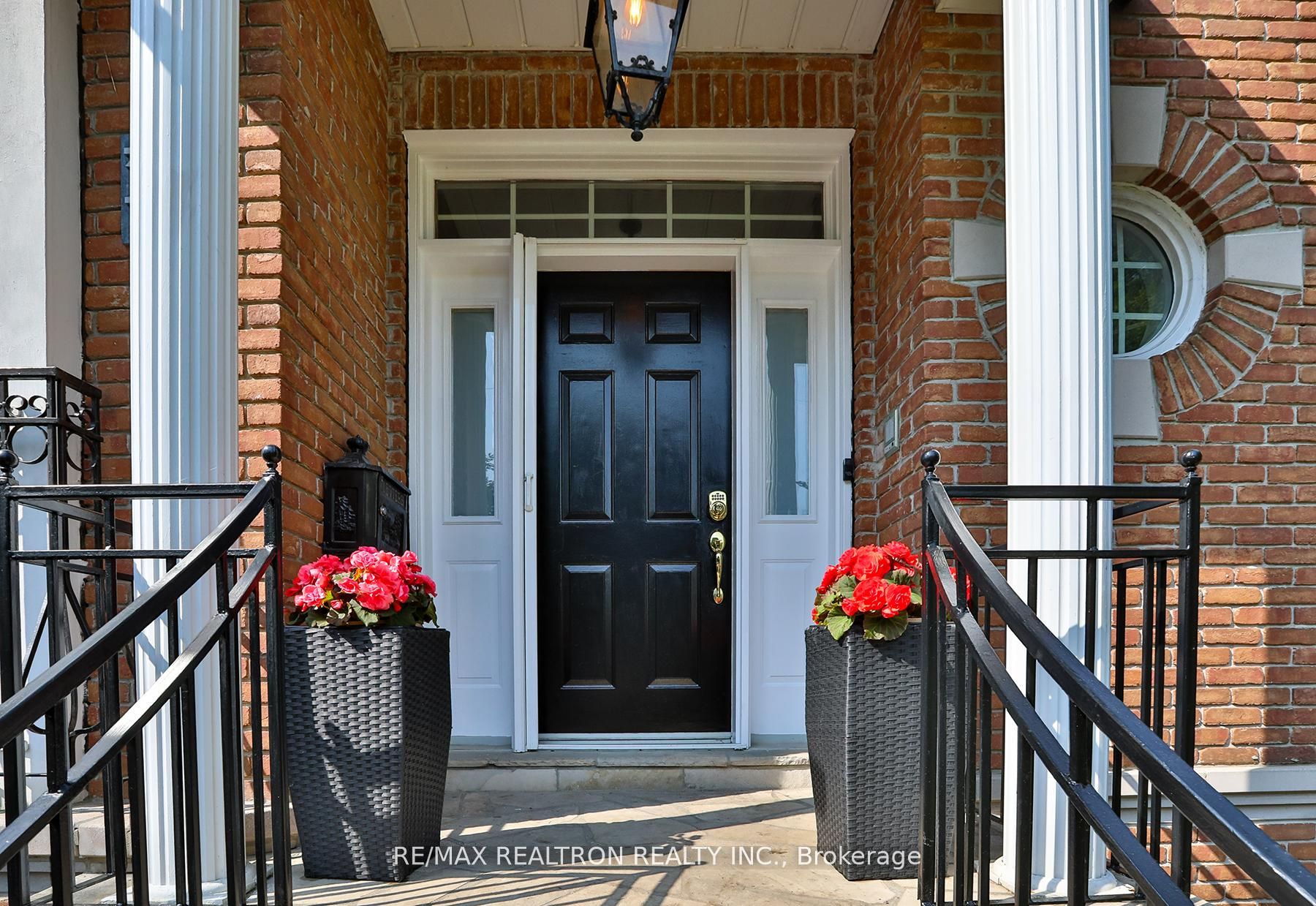 38 GWENDOLEN Crescent, Toronto, ON M2N 2L7 photo 3