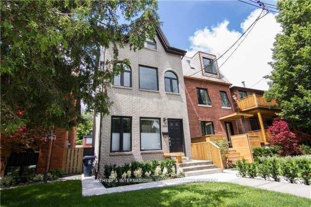 900 Manning Avenue Main, Toronto, ON M6G 2X4 photo 2