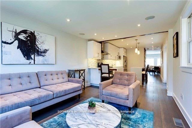 900 Manning Avenue Main, Toronto, ON M6G 2X4 photo 5