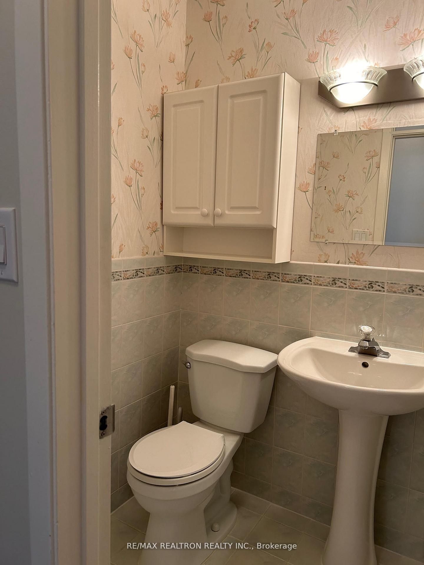 22 Tanjoe Crescent, Toronto, ON M2M 1P7 photo 5