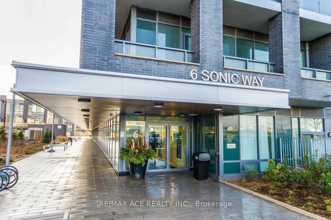 6 Sonic Way 1501, Toronto, ON M3C 0P1 photo 2
