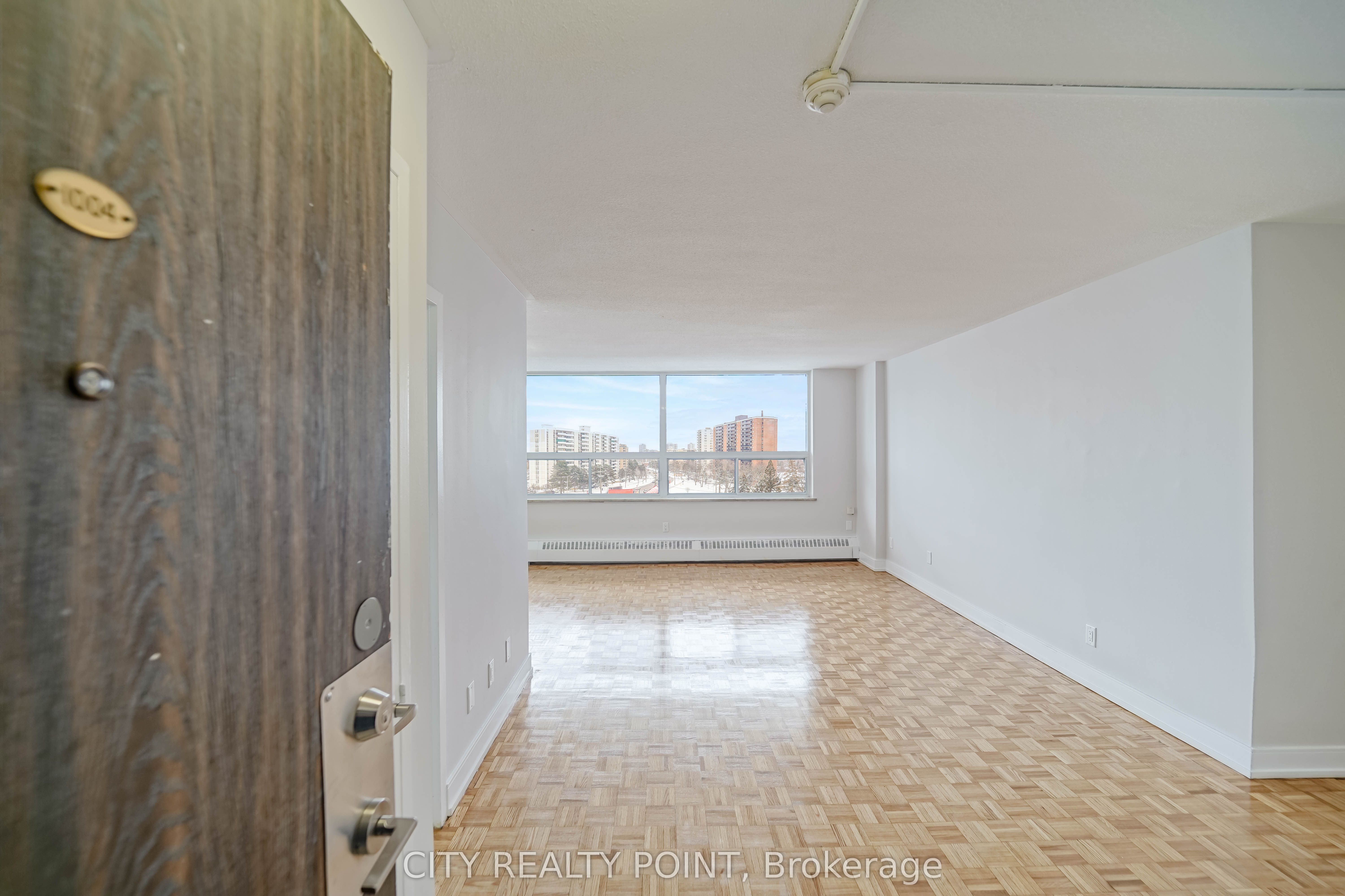 6200 Bathurst Street 1008, Toronto, ON M2R 2A3 photo 2