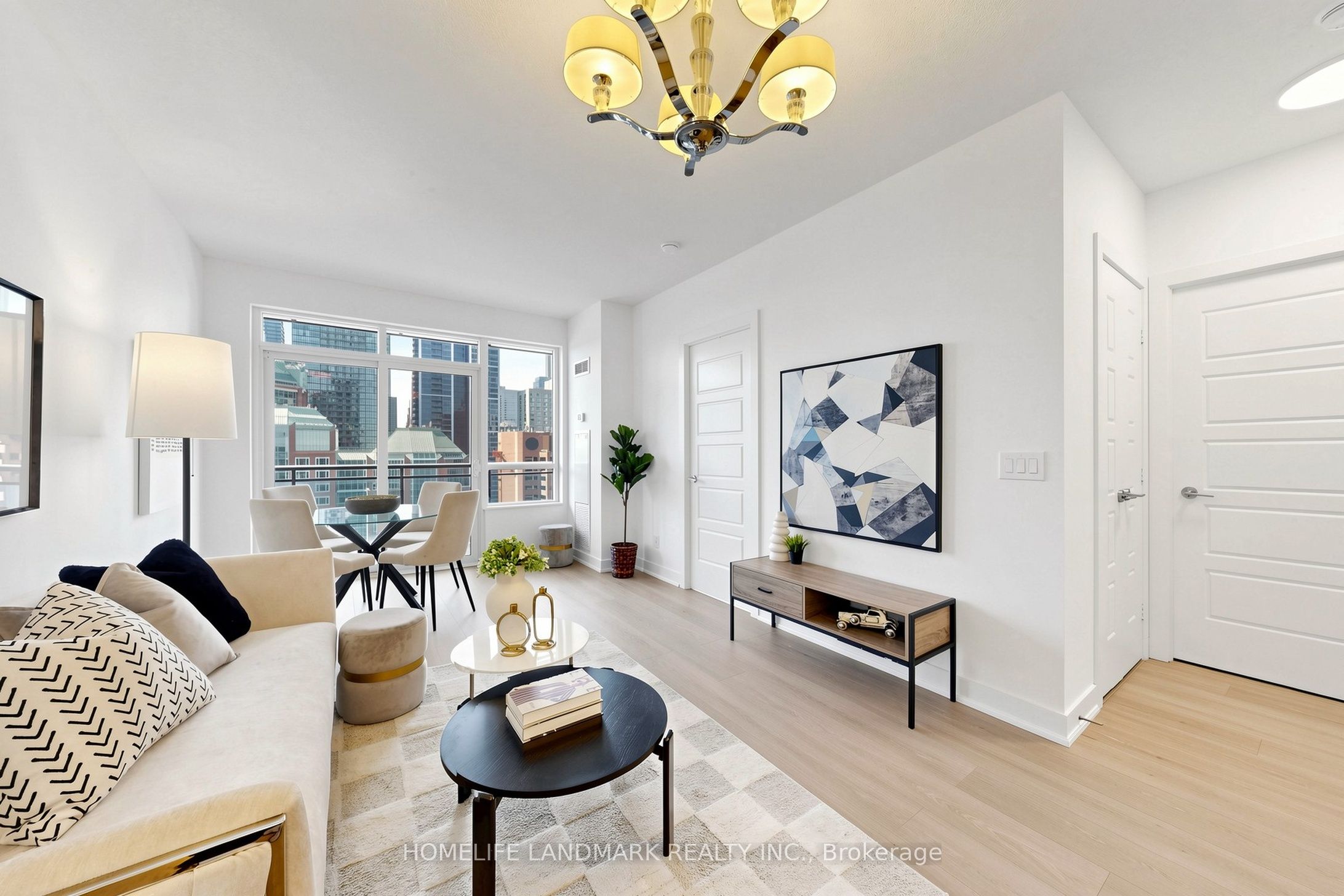 28 Linden Street 1408, Toronto, ON M4Y 0A4 photo 5