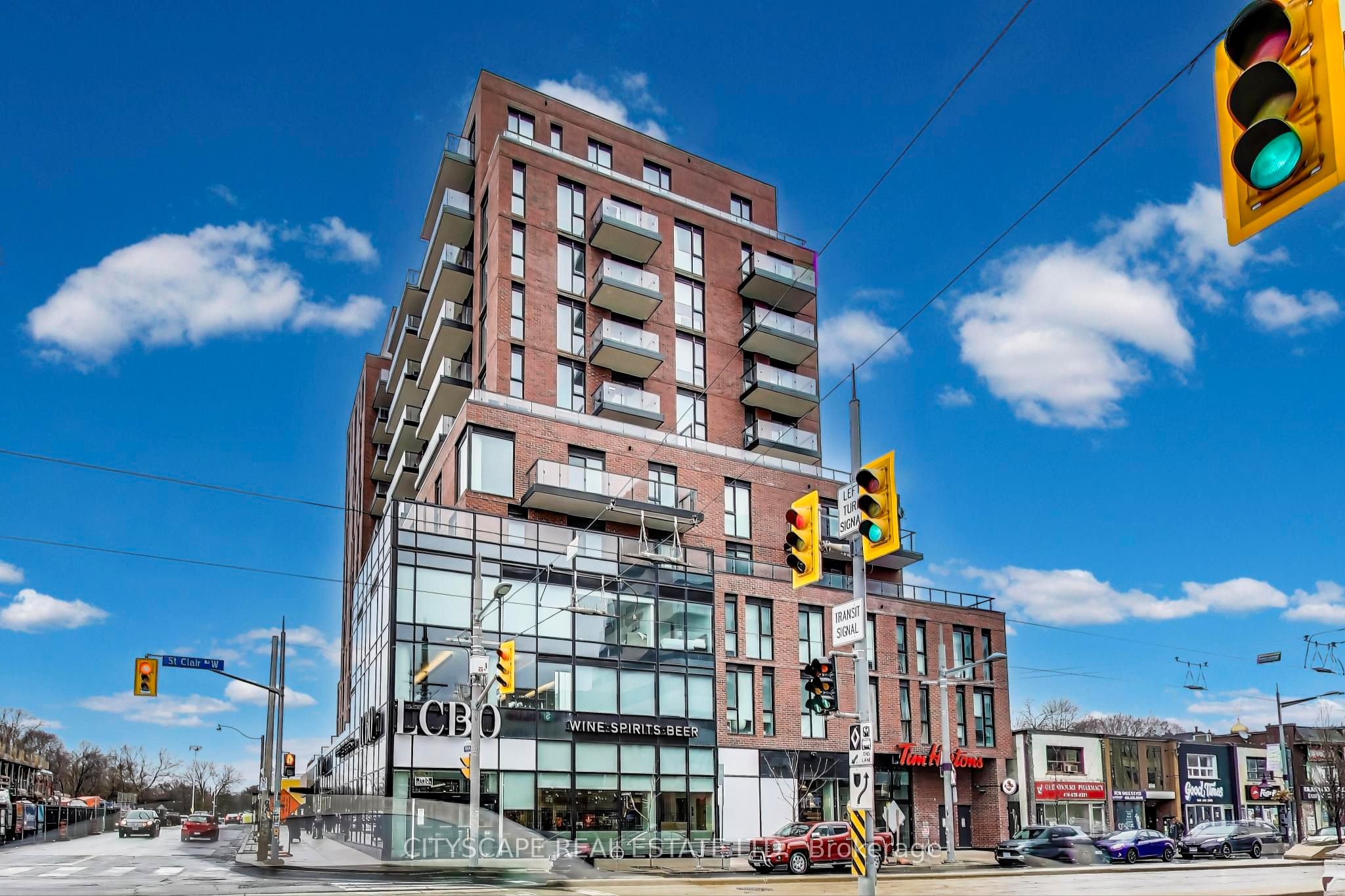 185 Alberta Avenue 1210, Toronto, ON M6C 0A5