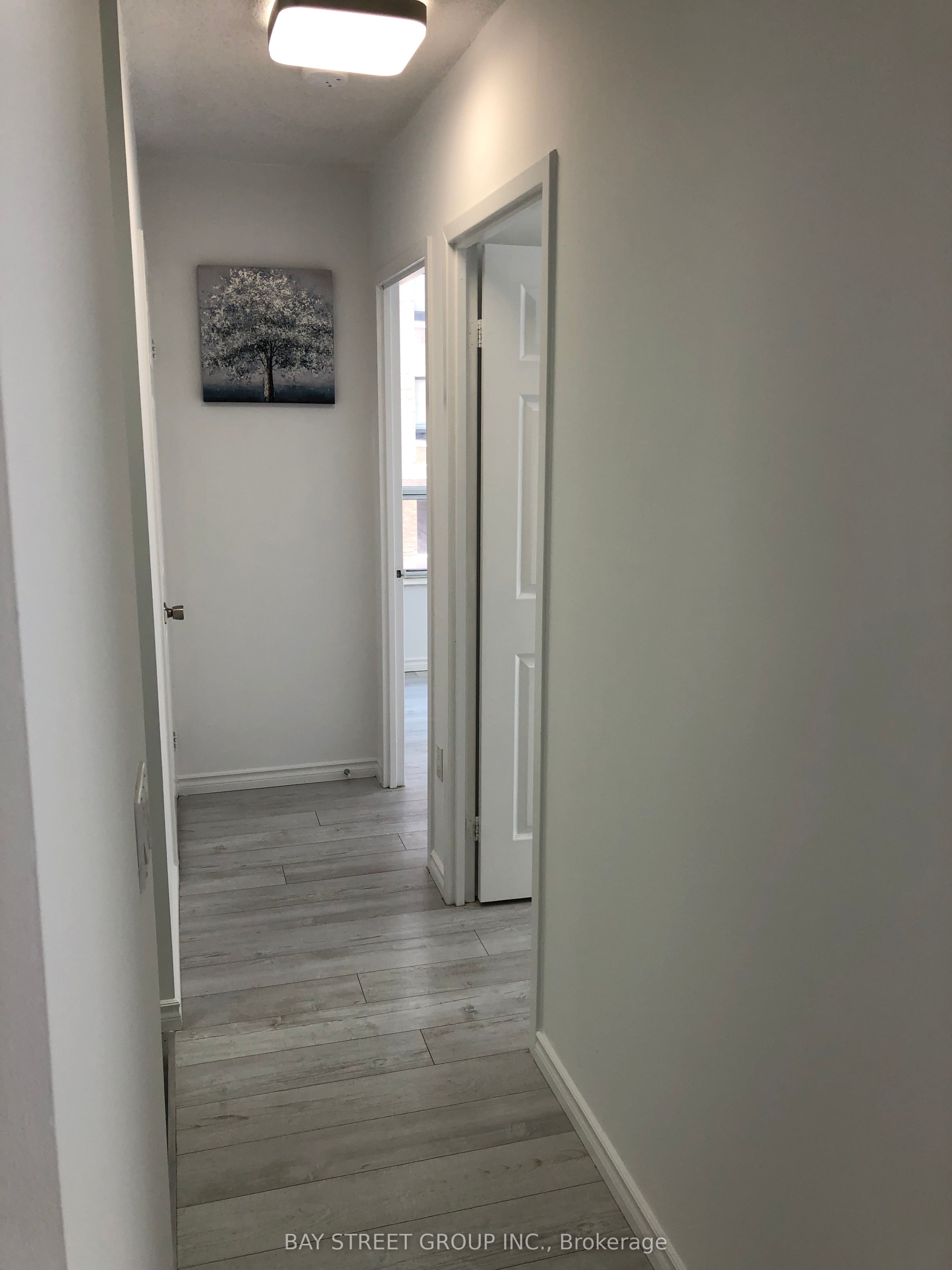 284 Bloor Street W 308, Toronto, ON M5S 3B8 photo 2