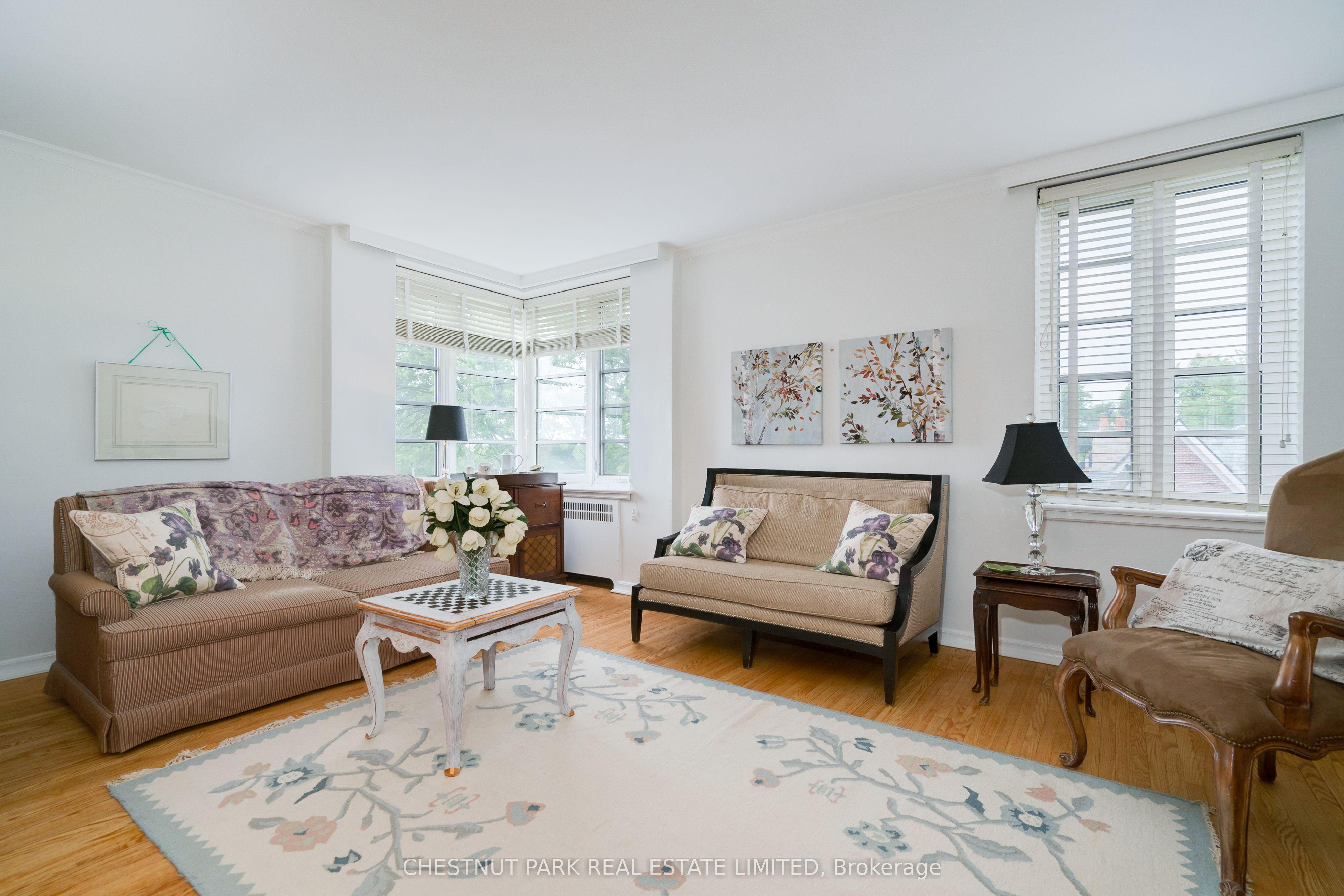 707 Eglinton Avenue W 403, Toronto, ON M5N 1C8 photo 3