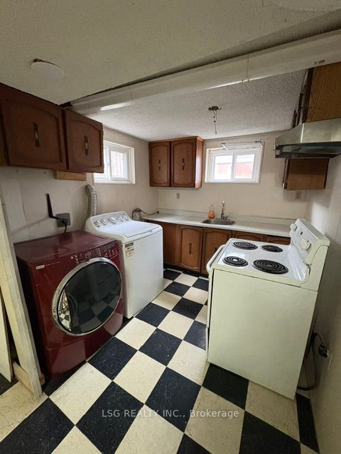268 Pleasant Avenue Lower, Toronto, ON M2M 1M5 photo 5