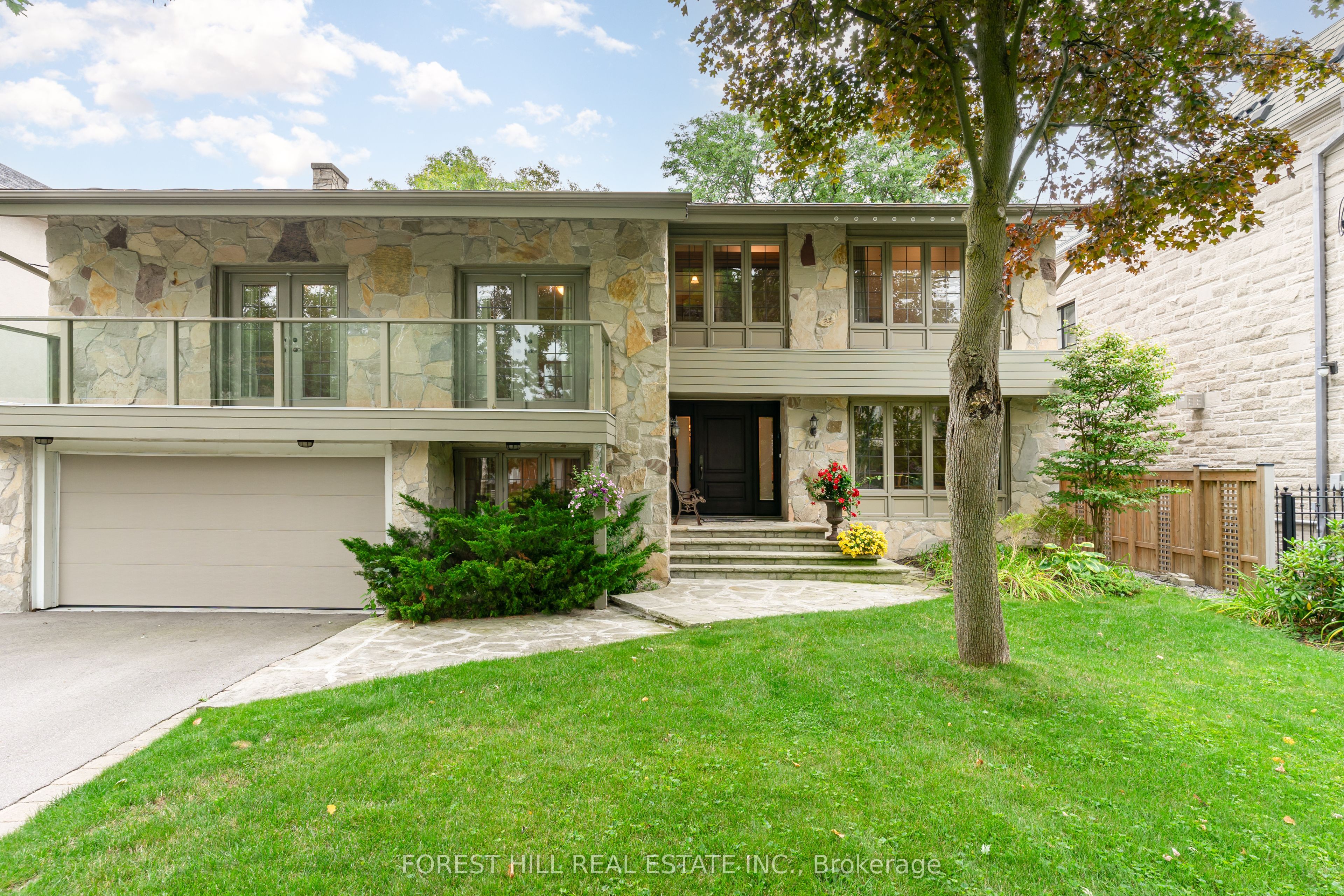 161 Owen Boulevard, Toronto, ON M2P 1G8