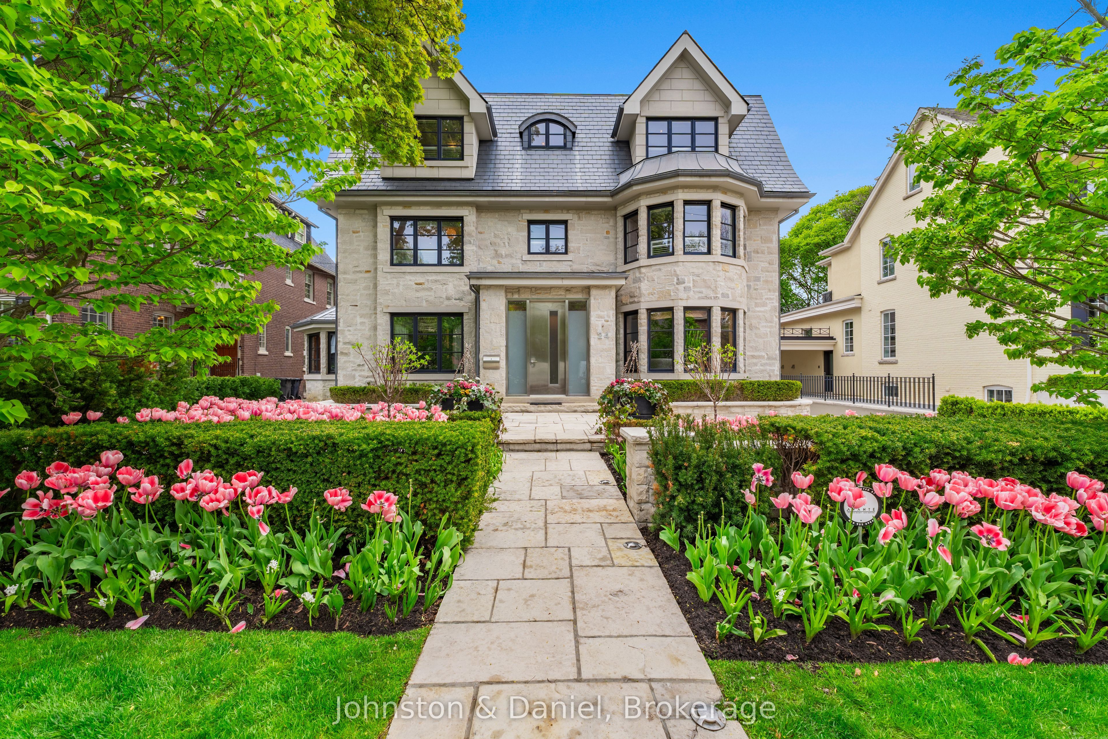 24 Glenview Avenue, Toronto, ON M4R 1P6 photo 2