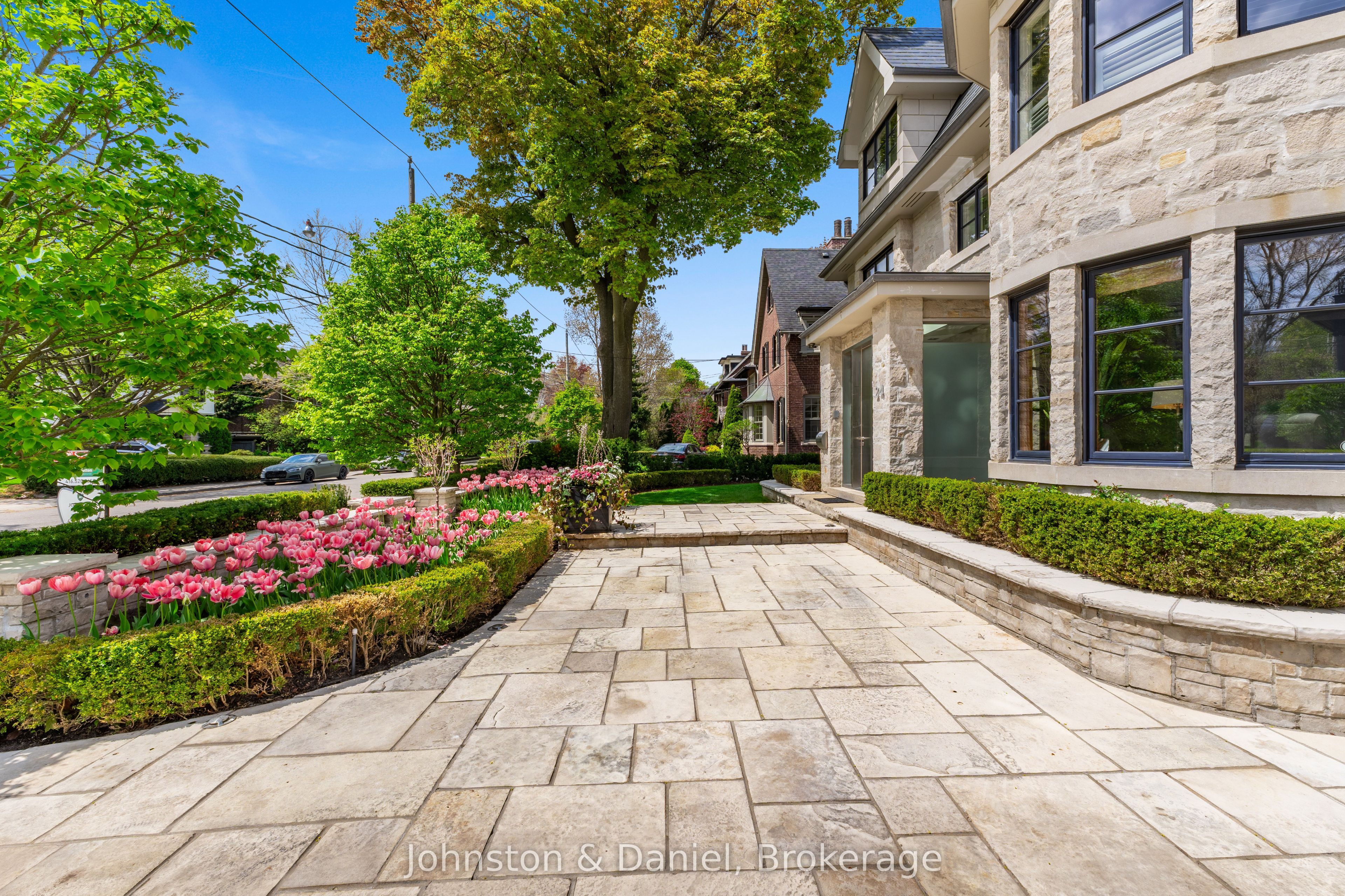 24 Glenview Avenue, Toronto, ON M4R 1P6 photo 4