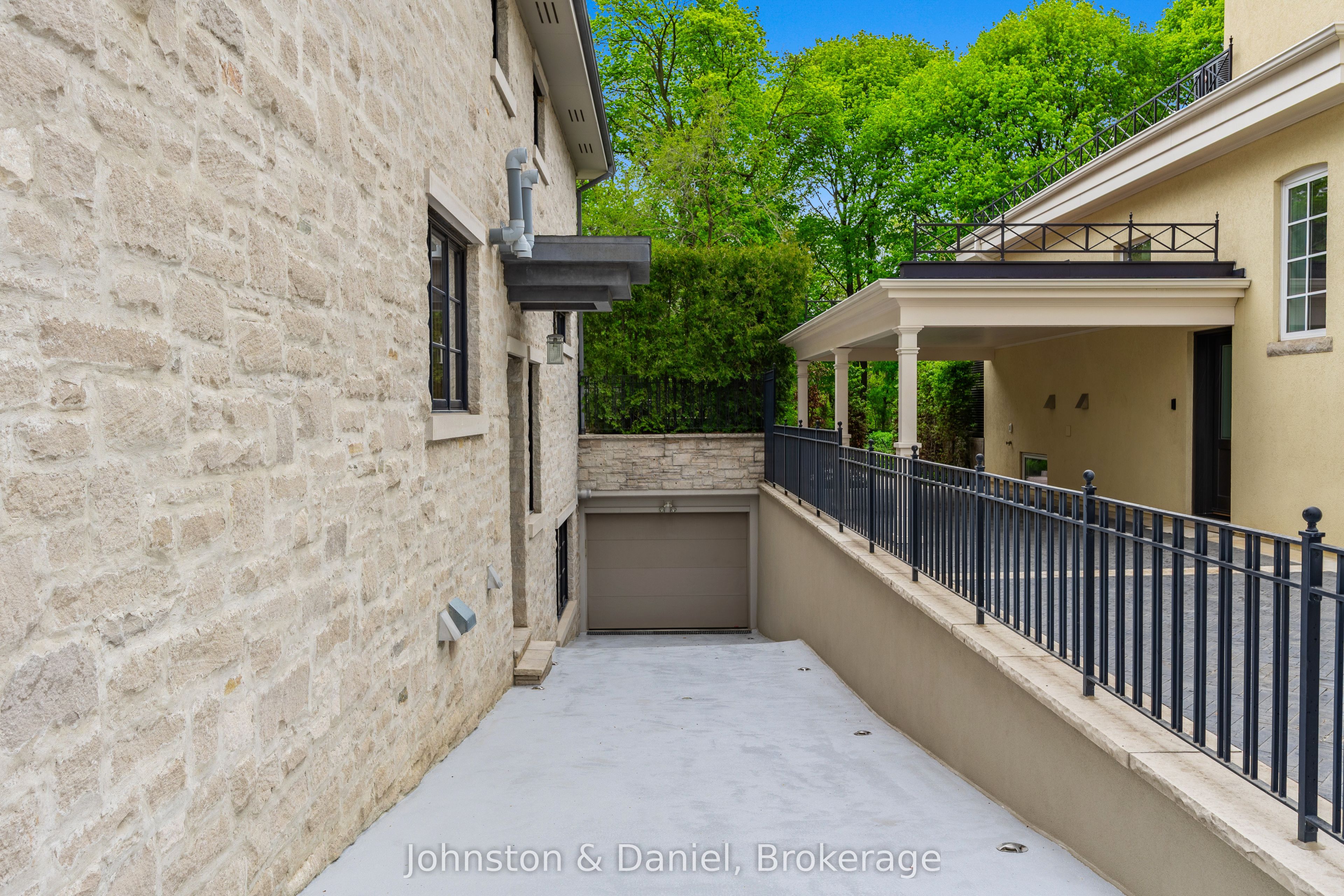 24 Glenview Avenue, Toronto, ON M4R 1P6 photo 5