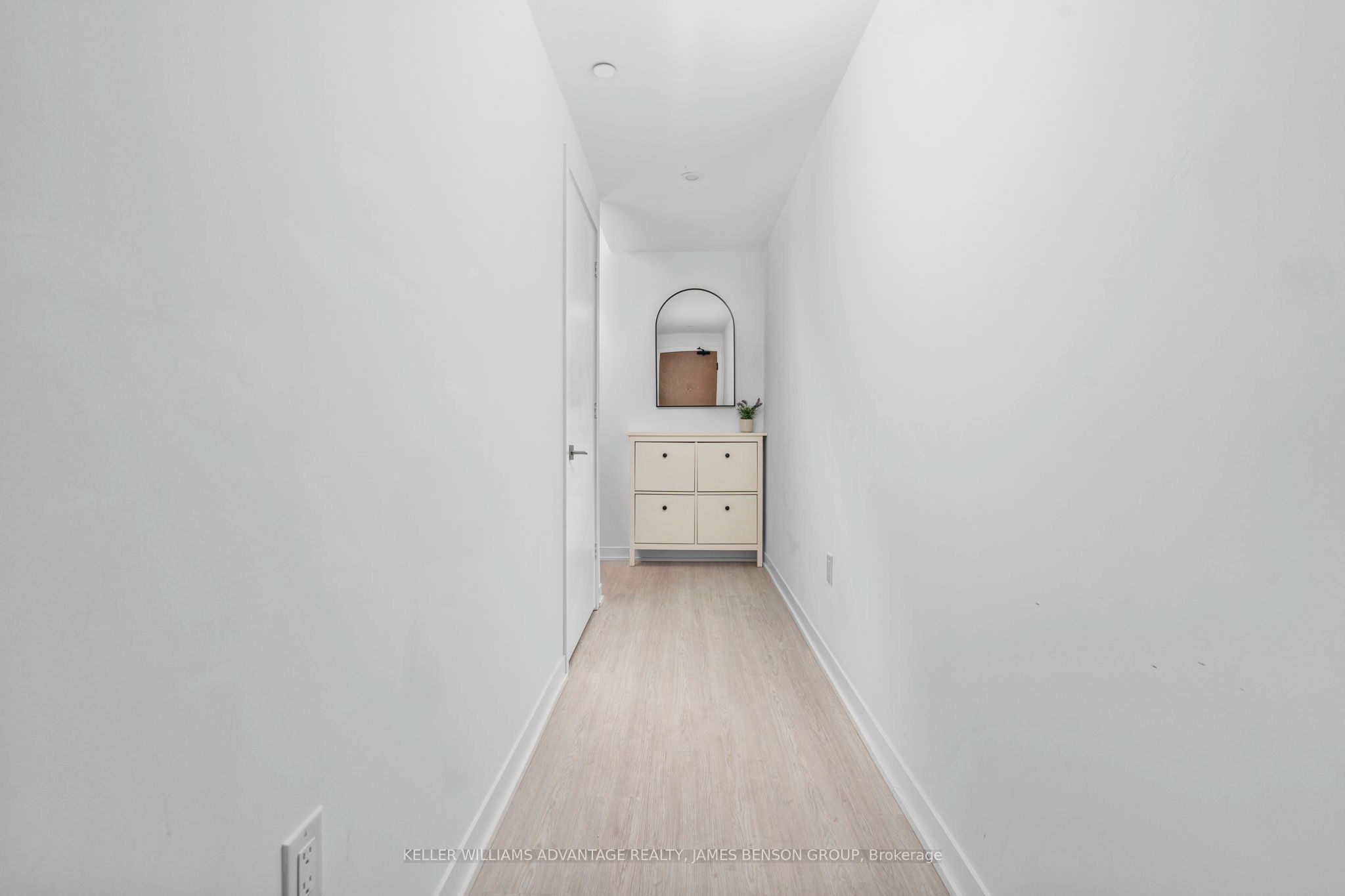 195 McCaul Street 301, Toronto, ON M5T 1W6 photo 3