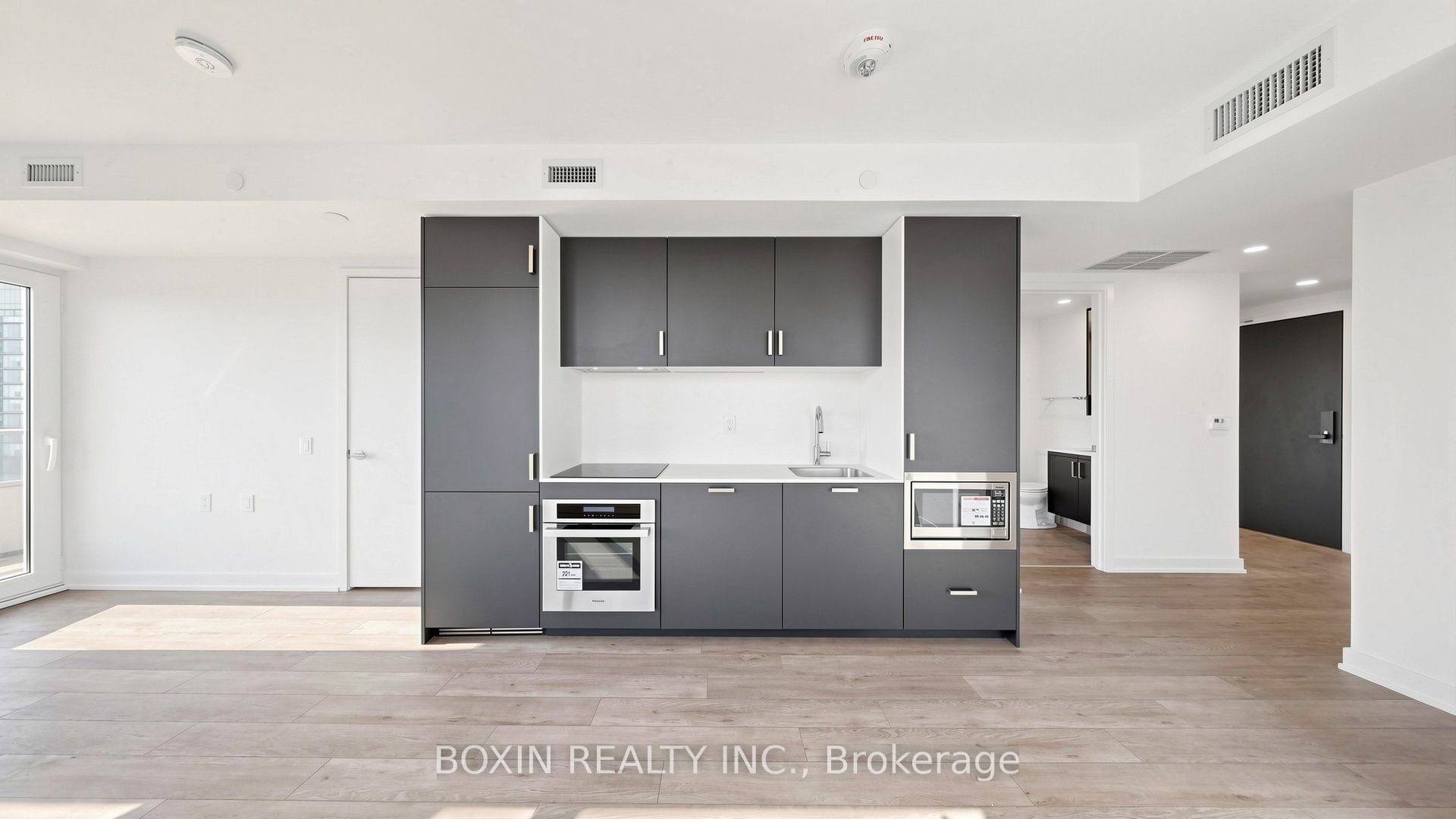 88 Queen Street 4303, Toronto, ON M5C 0B6 photo 5
