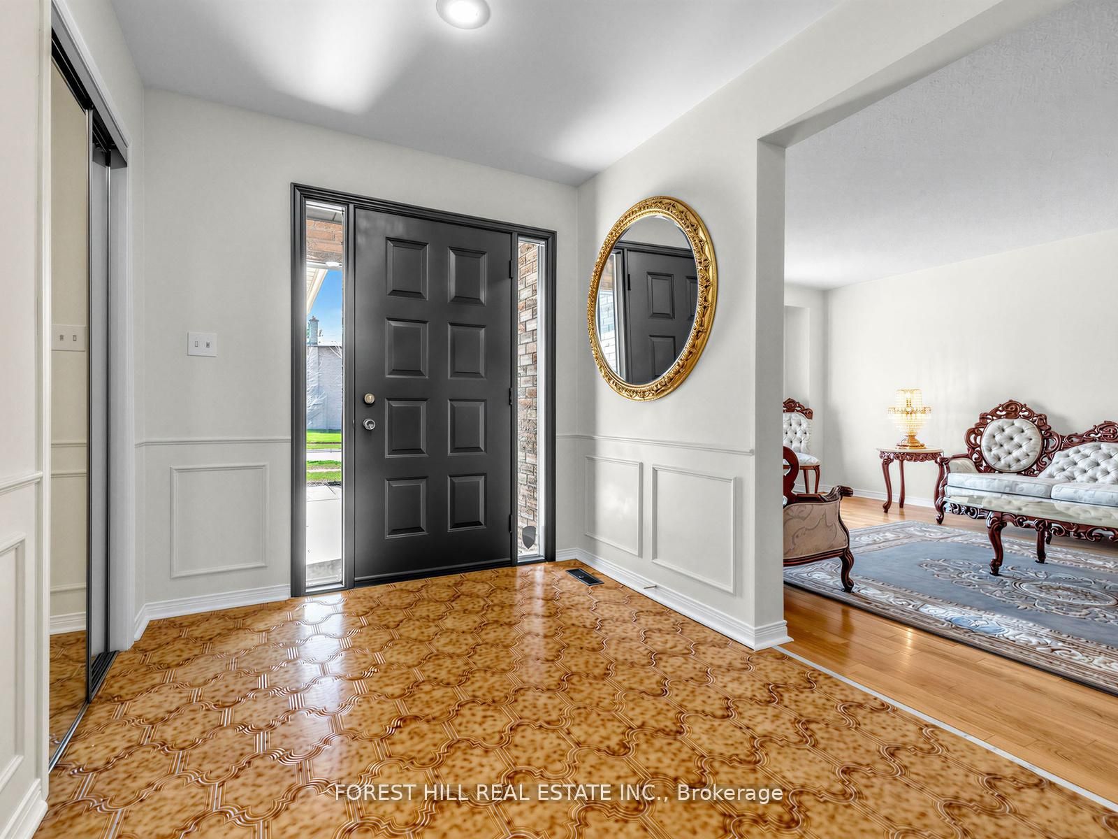 32 Saddletree Drive, Toronto, ON M2H 3L3 photo 2