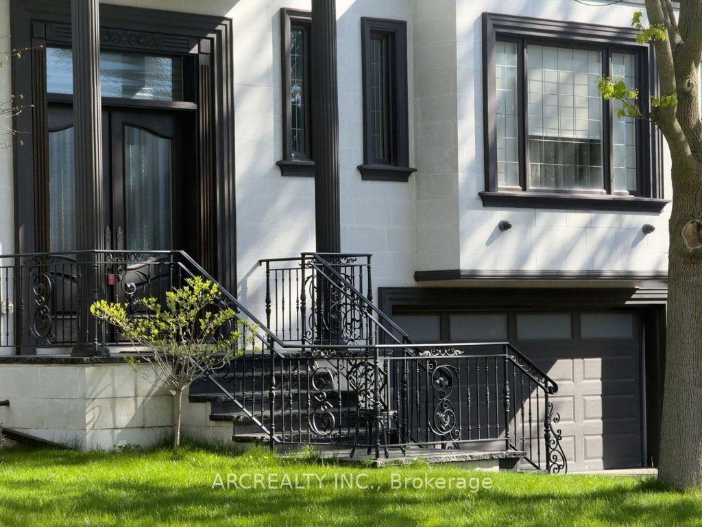 188 Alfred Avenue, Toronto, ON M2N 3J4 photo 3