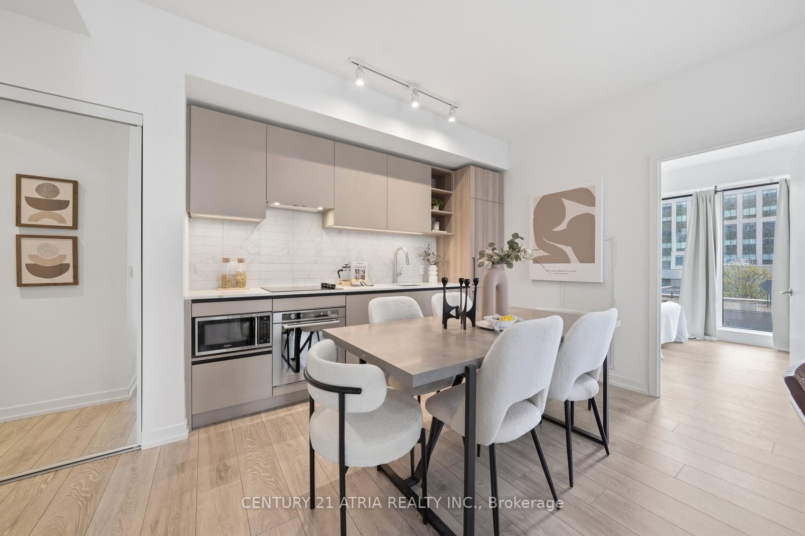 55 Mercer Street 1502, Toronto, ON M5V 0W4 photo 5