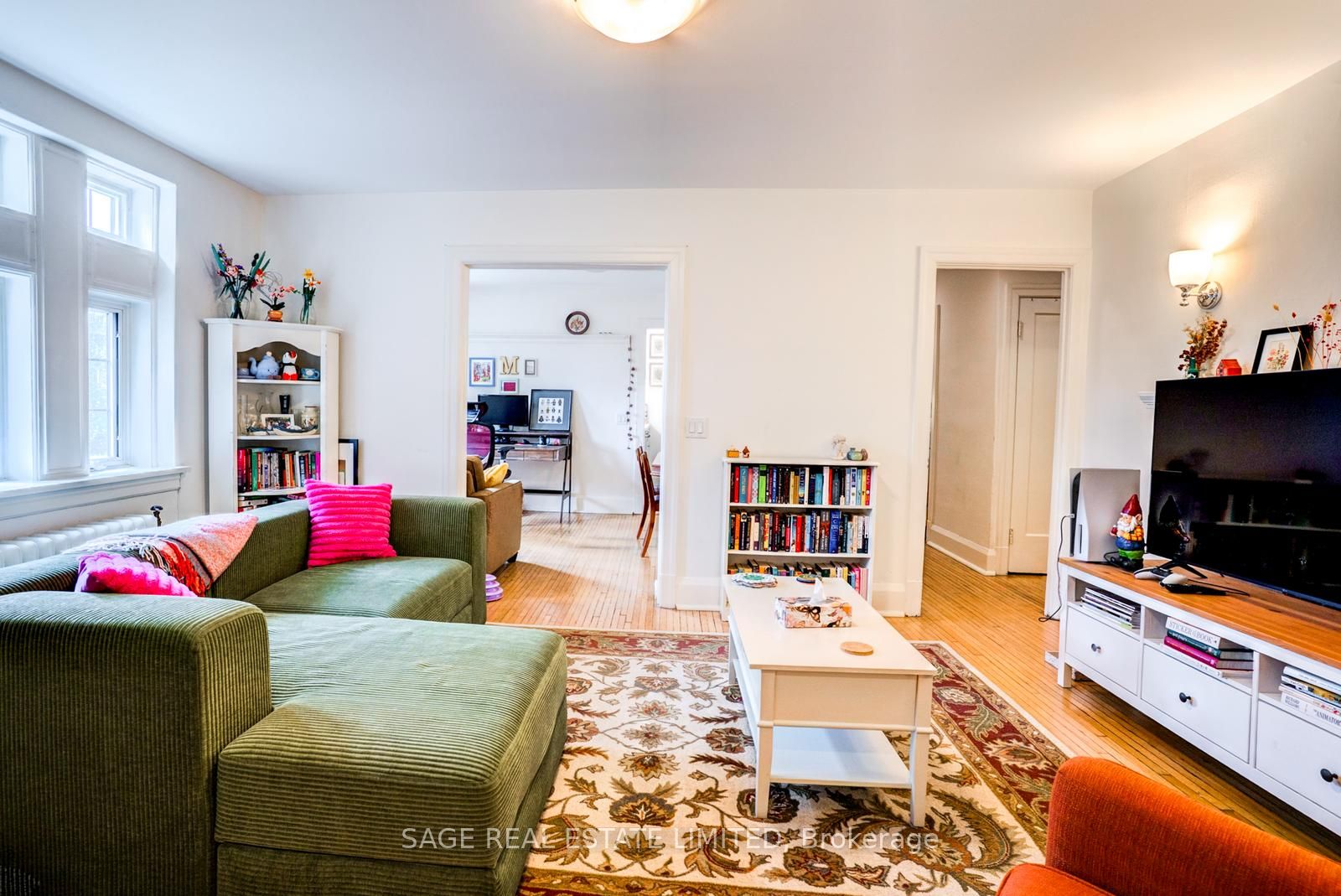 48 Lawton Boulevard 15, Toronto, ON M4V 1Z5 photo 2