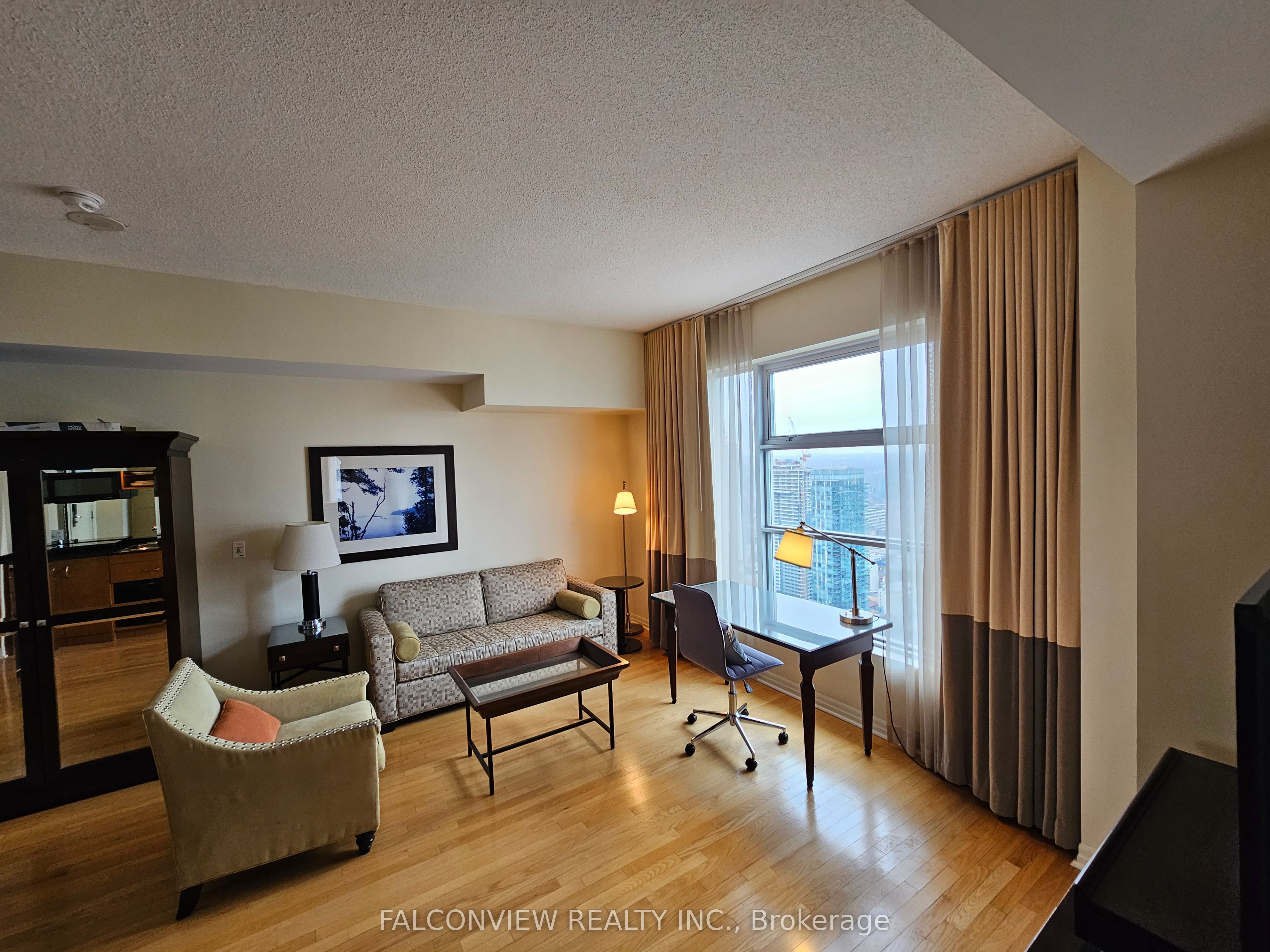1 King Street W 4606, Toronto, ON M5H 1A1 photo 4