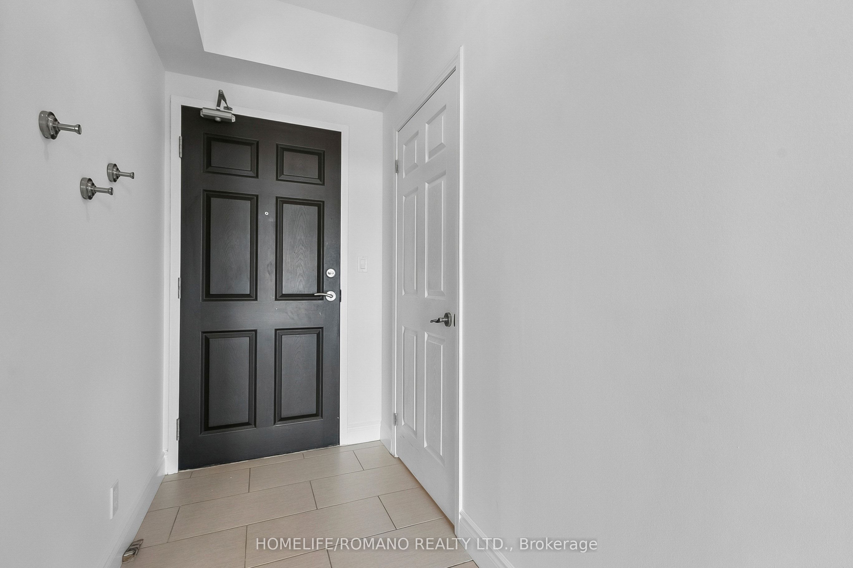 650 Mount Pleasant Road 508, Toronto, ON M4S 2N5 photo 5