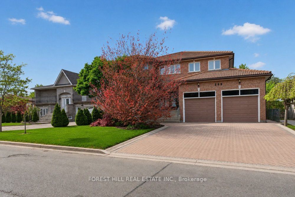 162 Codsell Avenue, Toronto, ON M3H 3W6