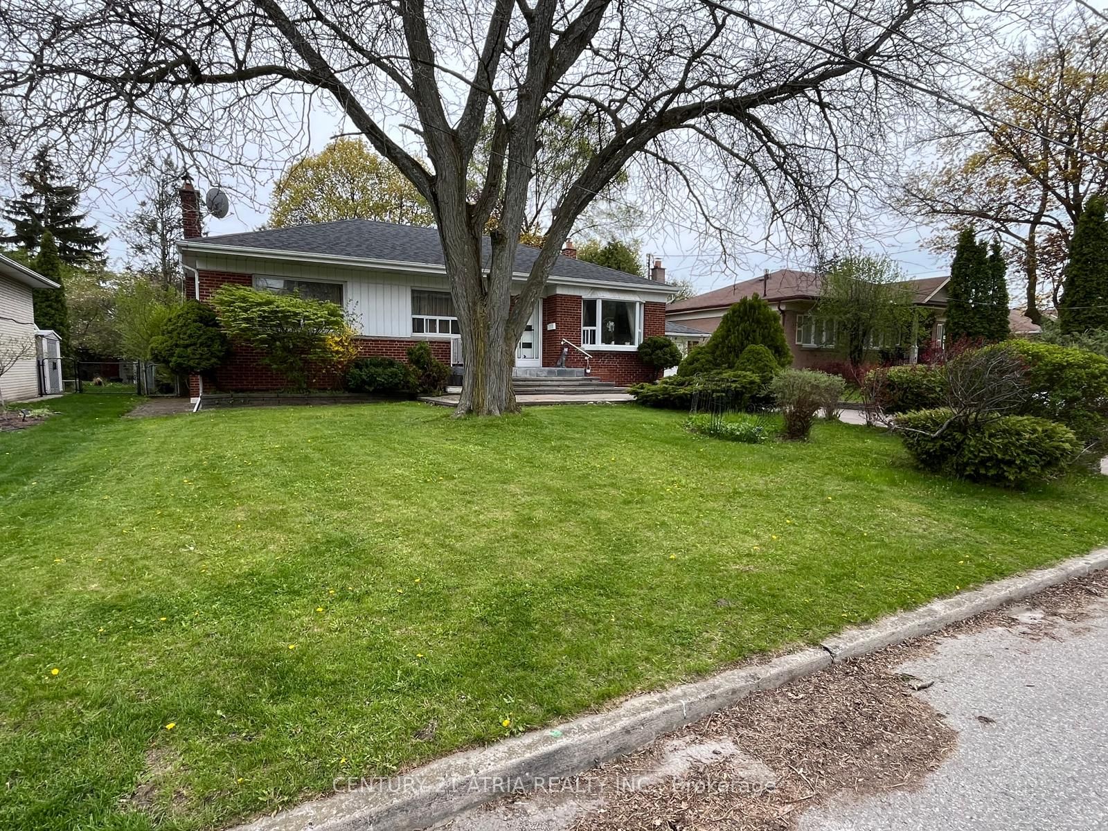 37 Tefley Road, Toronto, ON M2M 1C5 photo 2