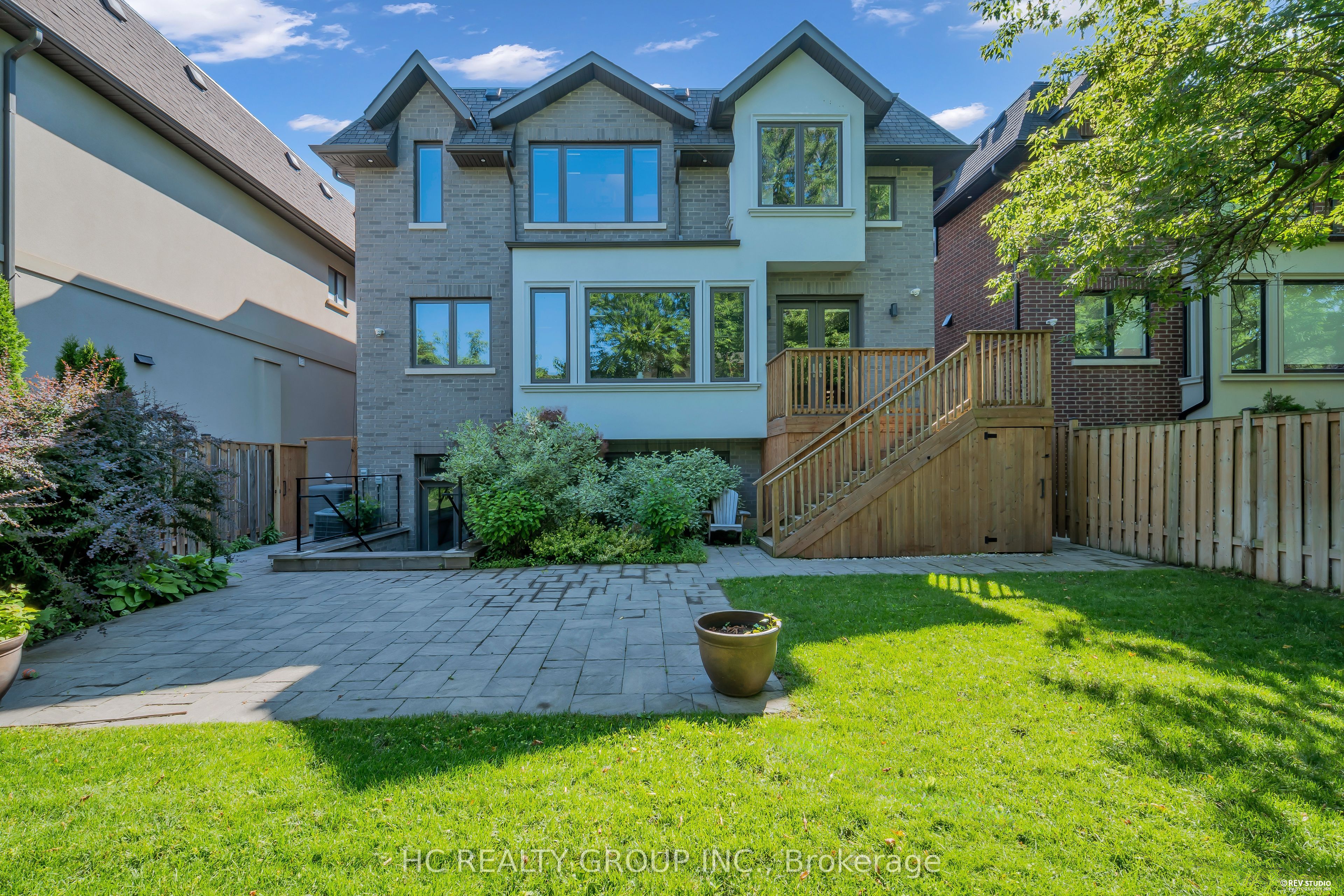 92 Glen Rush Boulevard, Toronto, ON M5N 2V1 photo 2