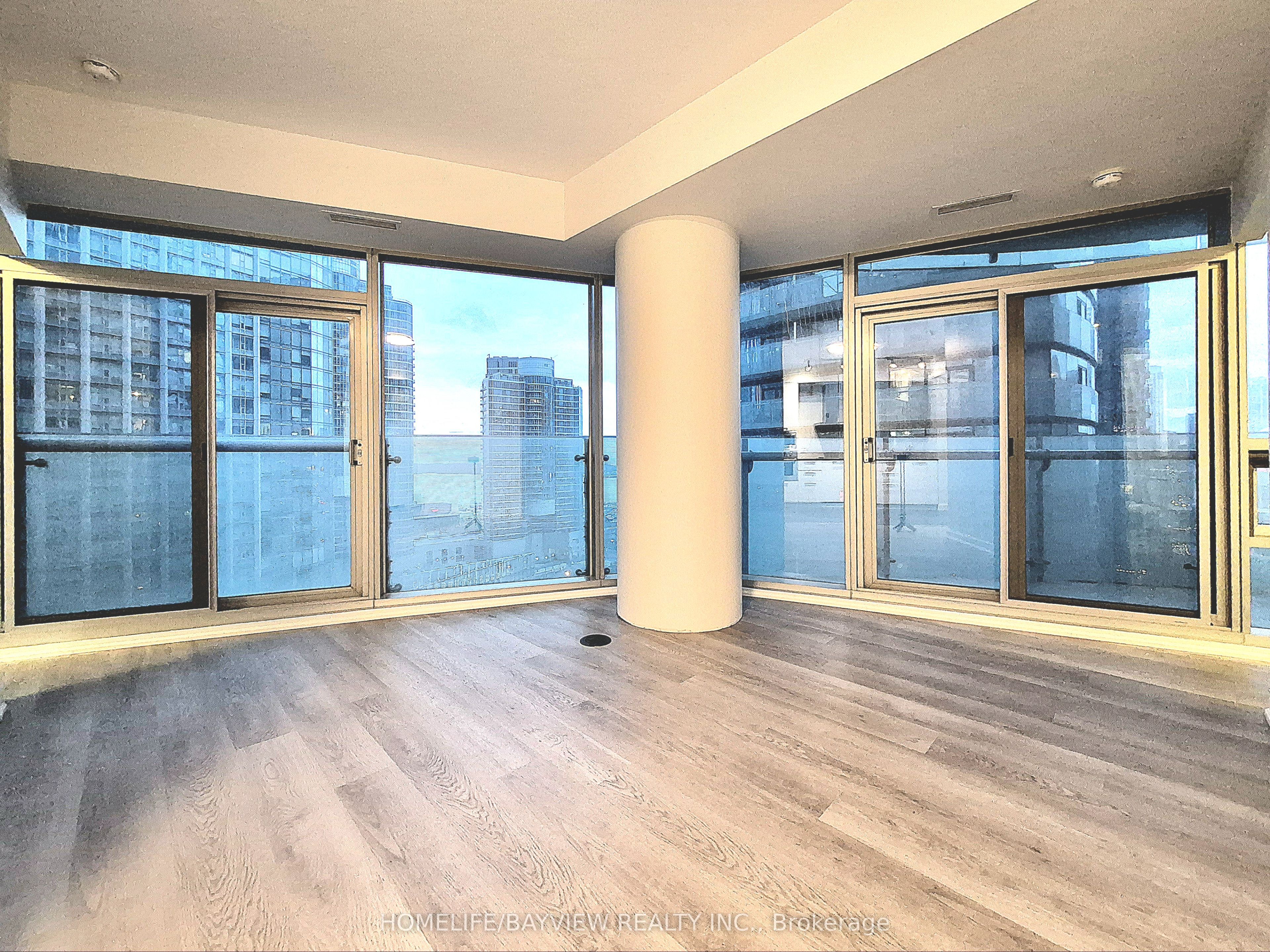 14 York Street 1305, Toronto, ON M5J 2Z2