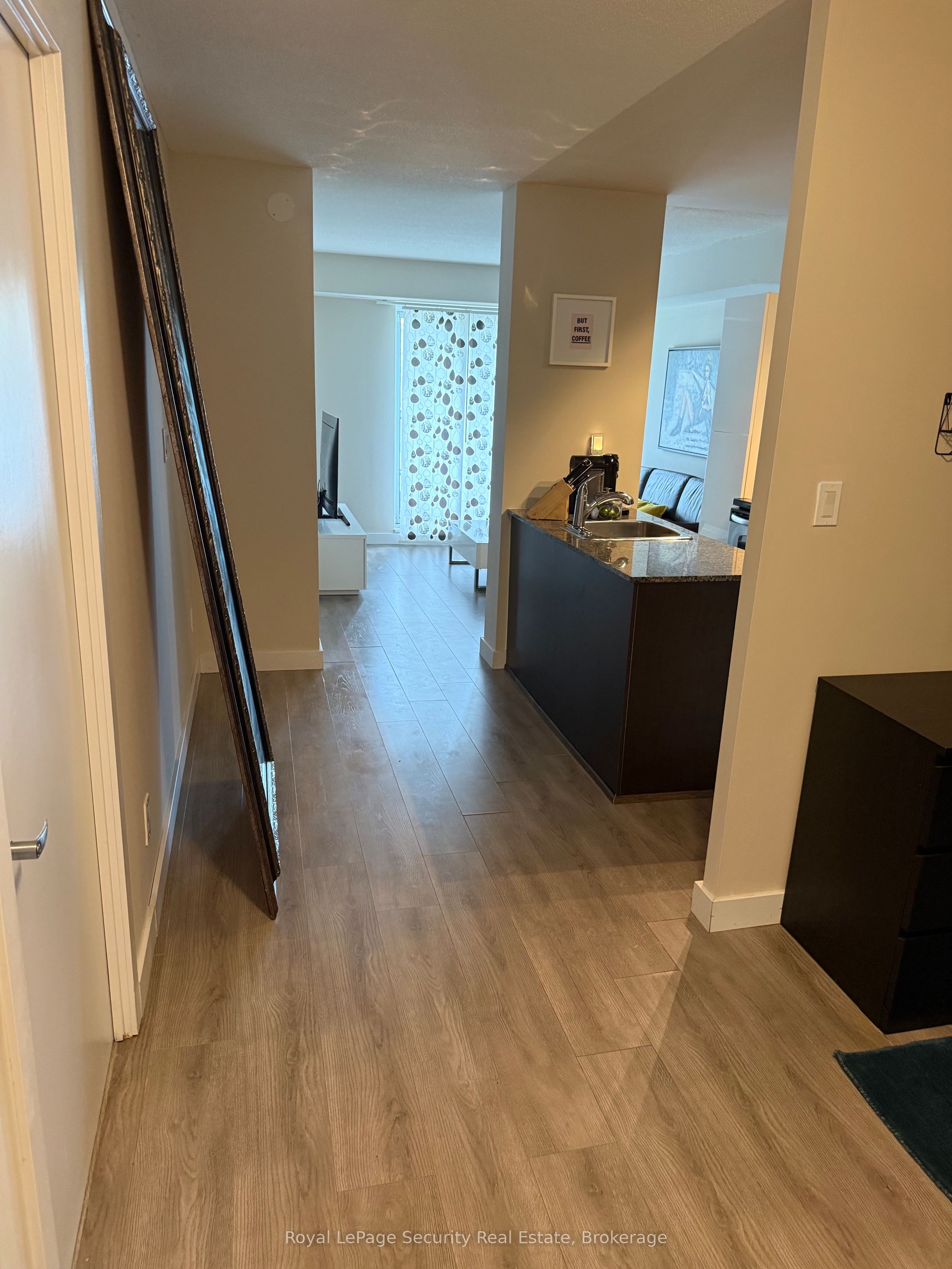 801 Sheppard Avenue 310, Toronto, ON M3H 0A8 photo 3