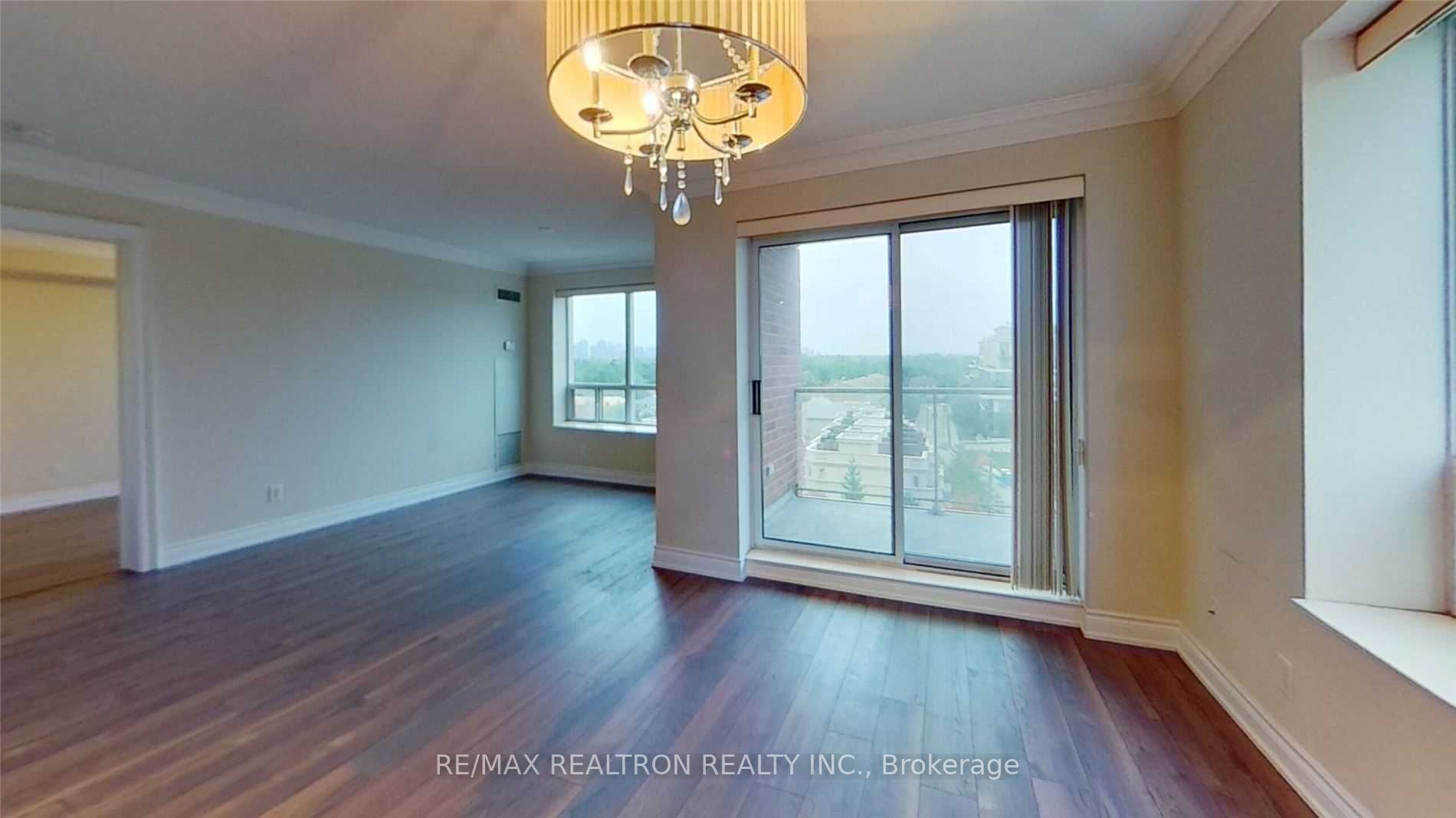 2 Clairtrell Road 1010, Toronto, ON M2N 7H5 photo 2