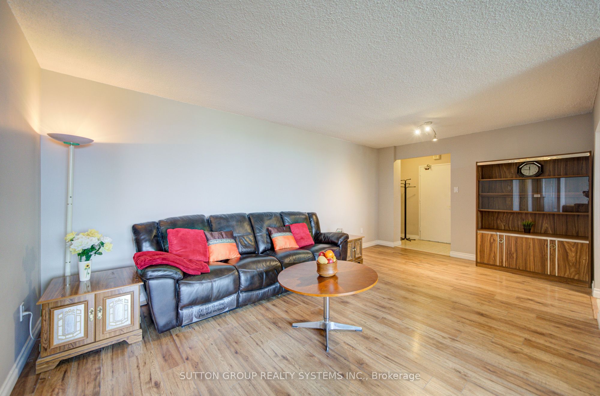 10 Muirhead Road 806, Toronto, ON M2J 4P9 photo 4