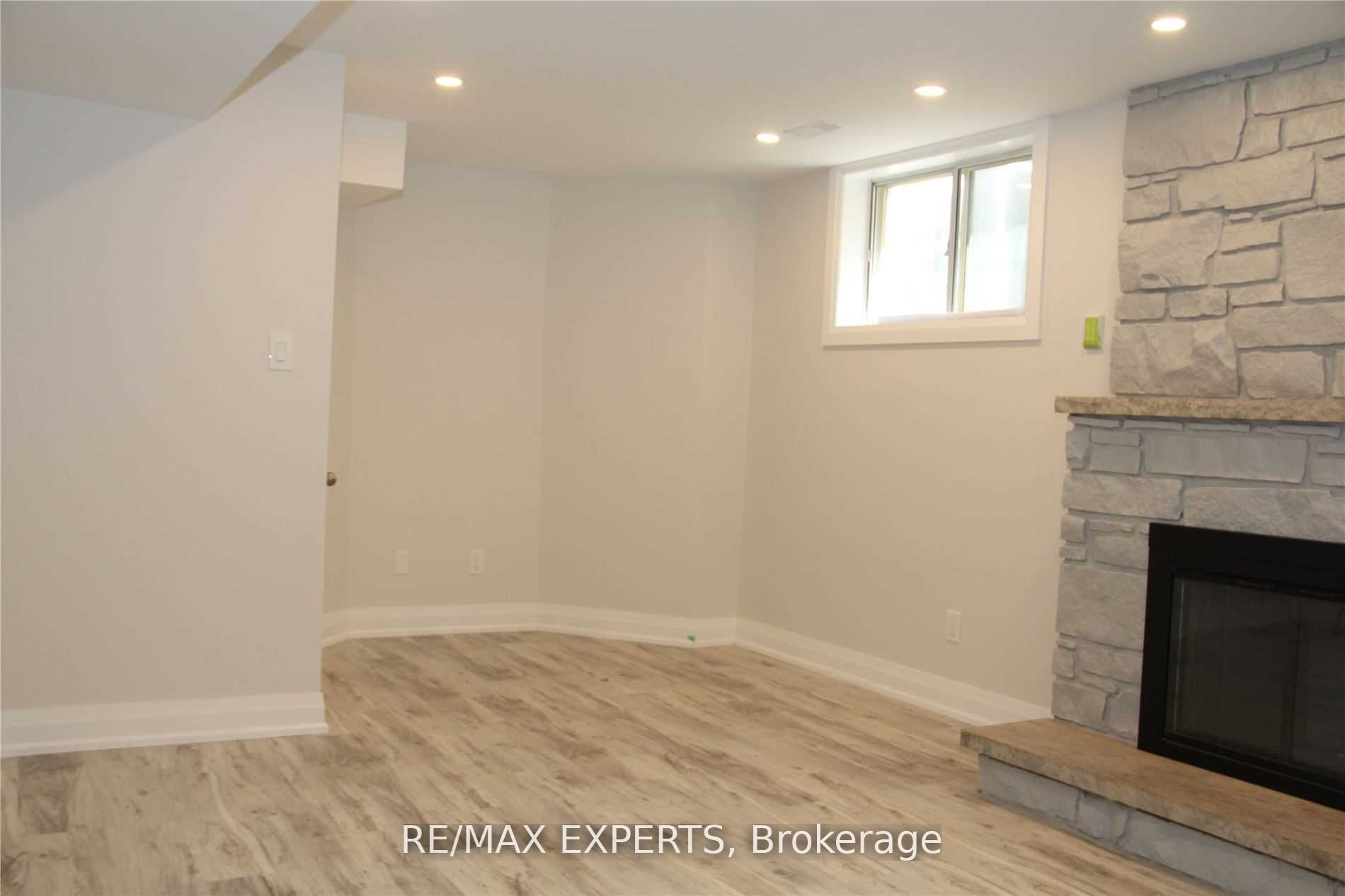 599 Glencairn Avenue Bsmt, Toronto, ON M6B 1Z6 photo 4