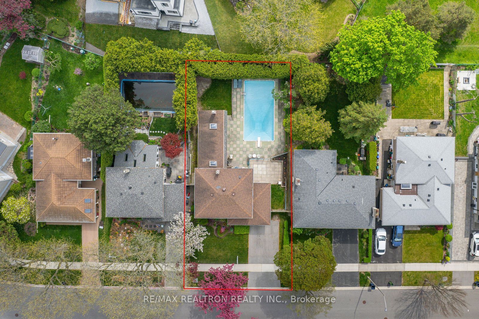 85 Clansman Boulevard, Toronto, ON M2H 1X7 photo 4