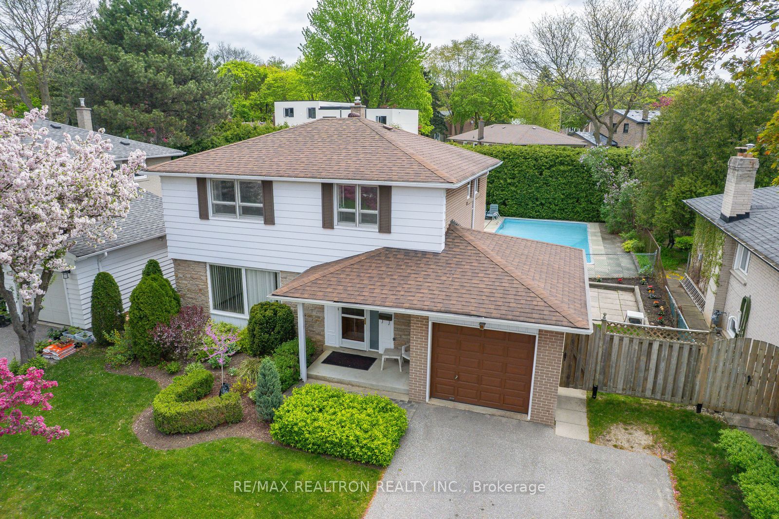 85 Clansman Boulevard, Toronto, ON M2H 1X7 photo 5