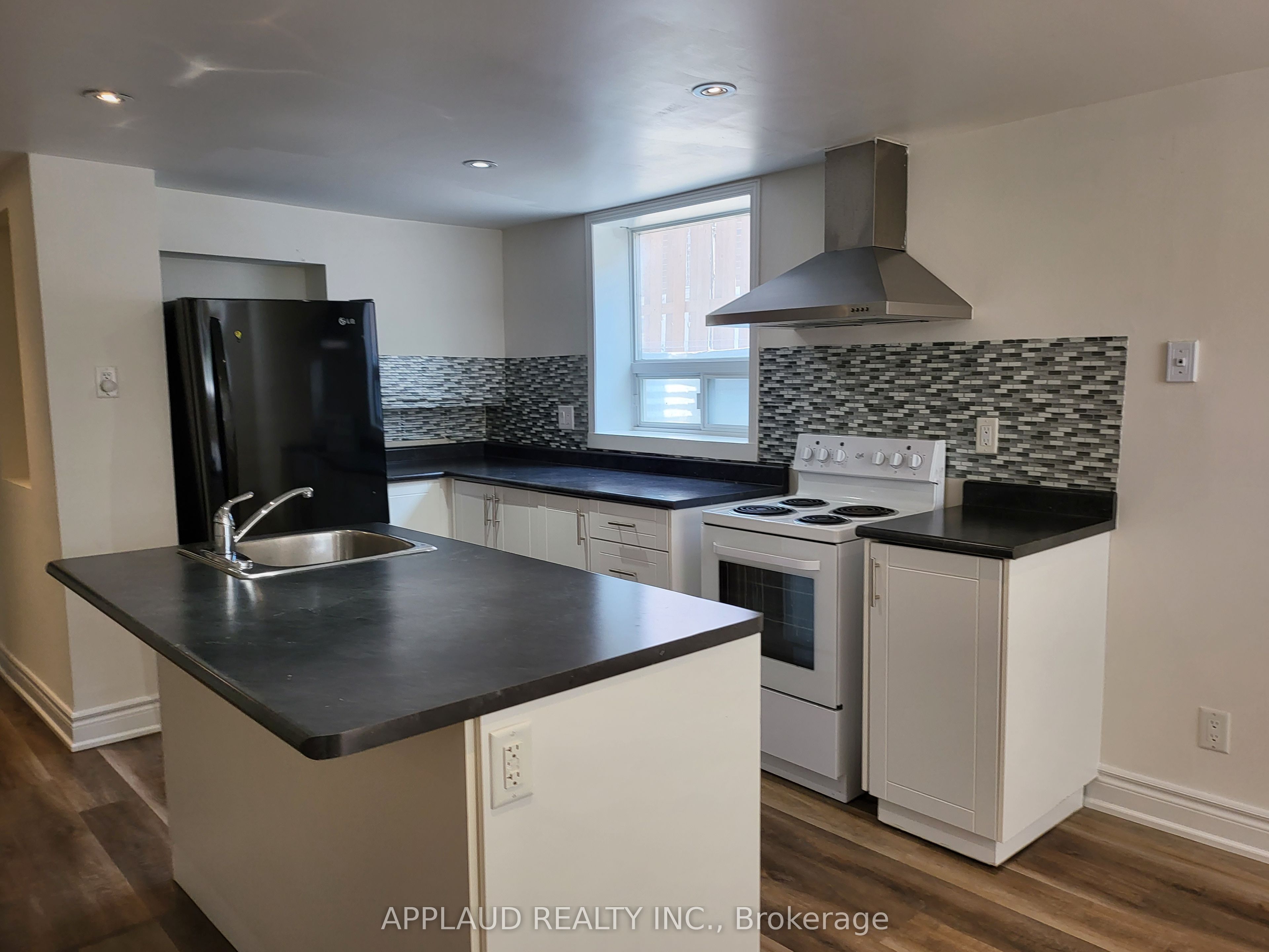 73 Fortrose Crescent BASEMENT, Toronto, ON M3A 2H2 photo 2