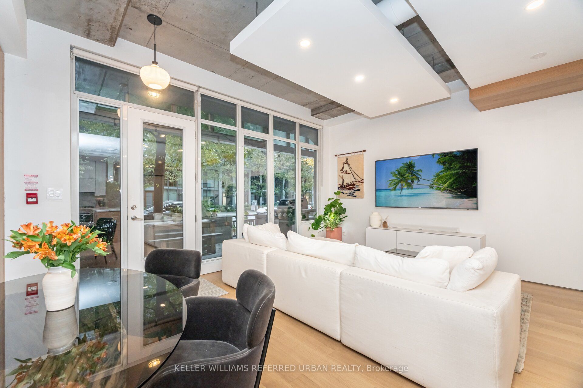 20 Stewart Street 103, Toronto, ON M5V 1H6 photo 4