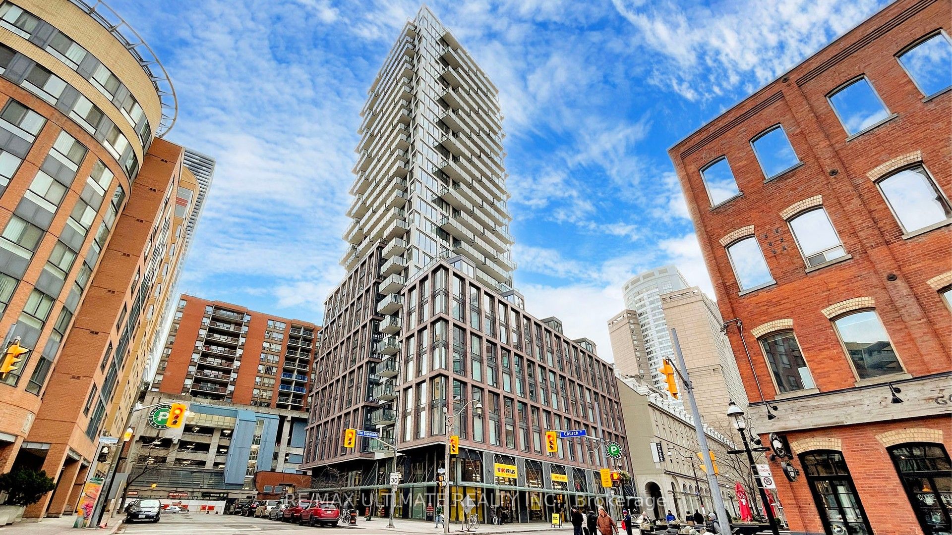 2A Church Street 708, Toronto, ON M5E 0E1
