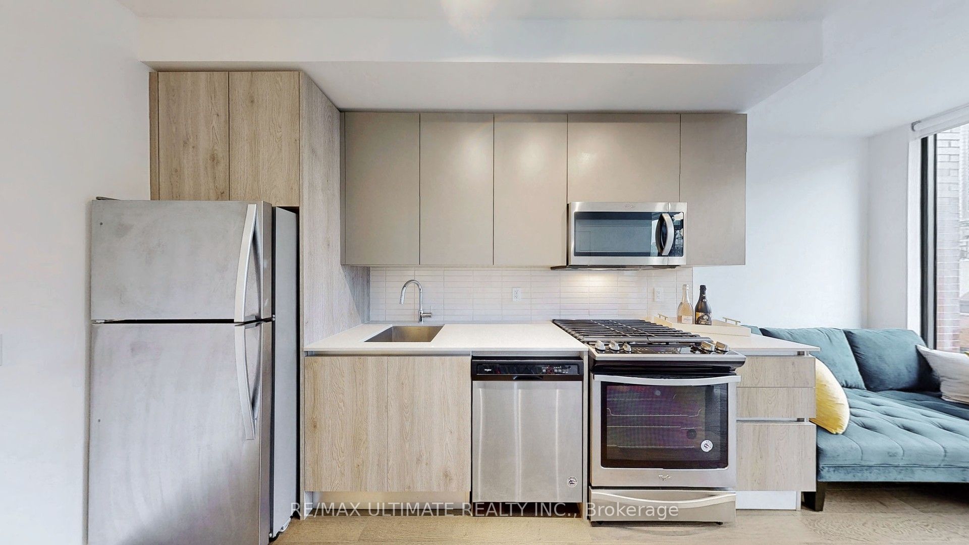 2A Church Street 708, Toronto, ON M5E 0E1 photo 2