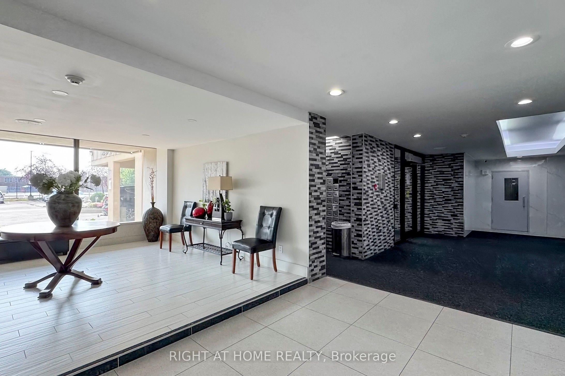 1338 York Mills Road 702, Toronto, ON M3A 3M3 photo 5