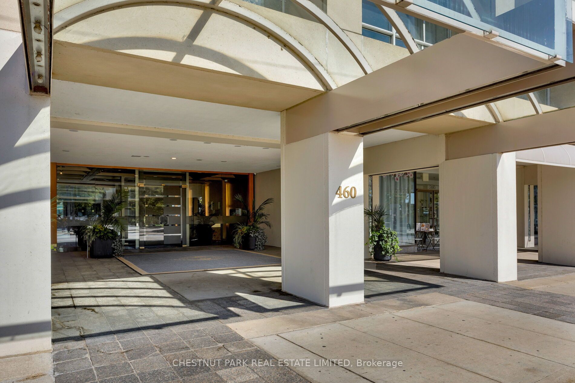 460 Queens Quay W 605E, Toronto, ON M5V 2Y4 photo 2
