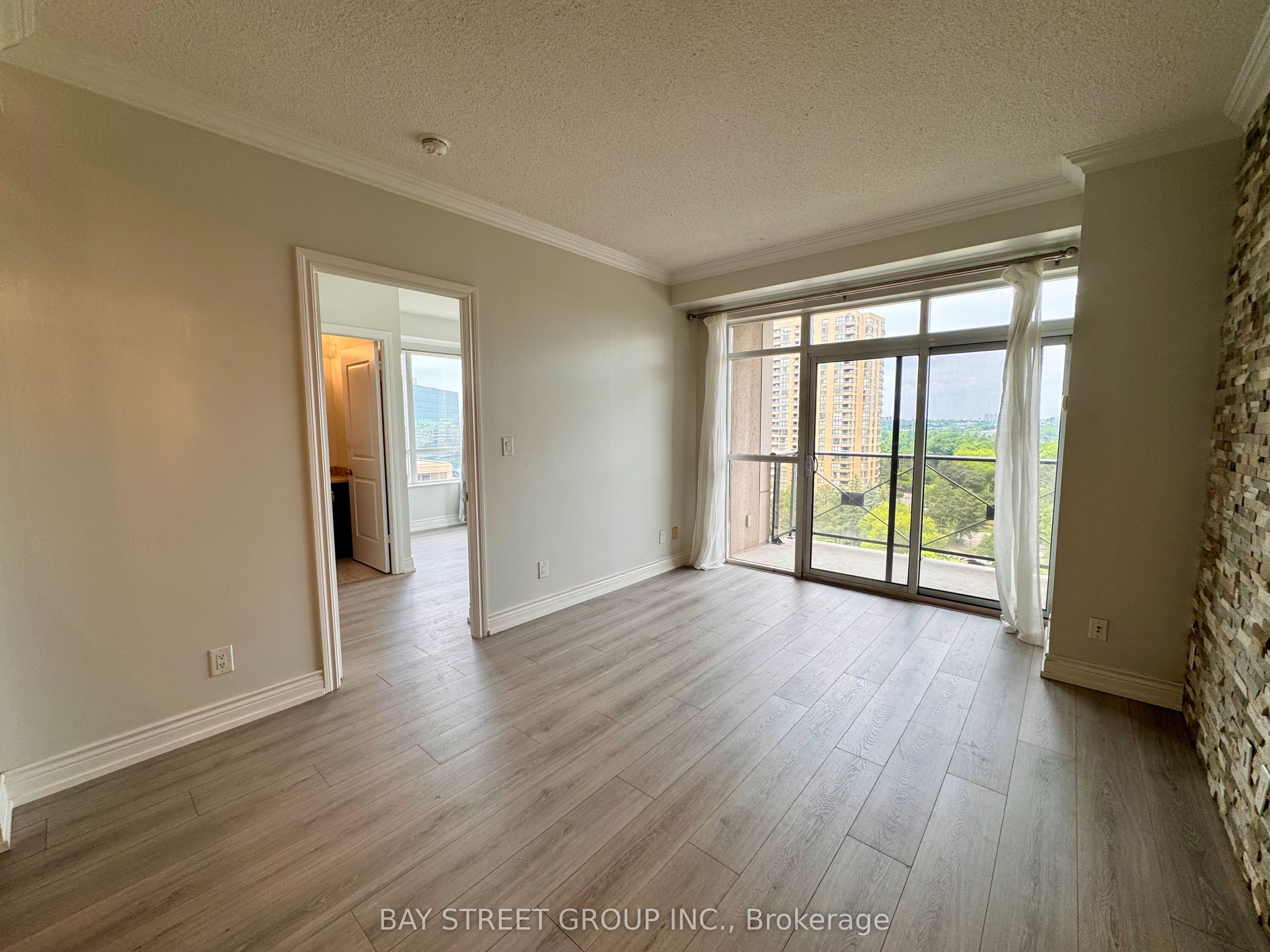 133 Wynford Drive 1008, Toronto, ON M3C 0J5 photo 4
