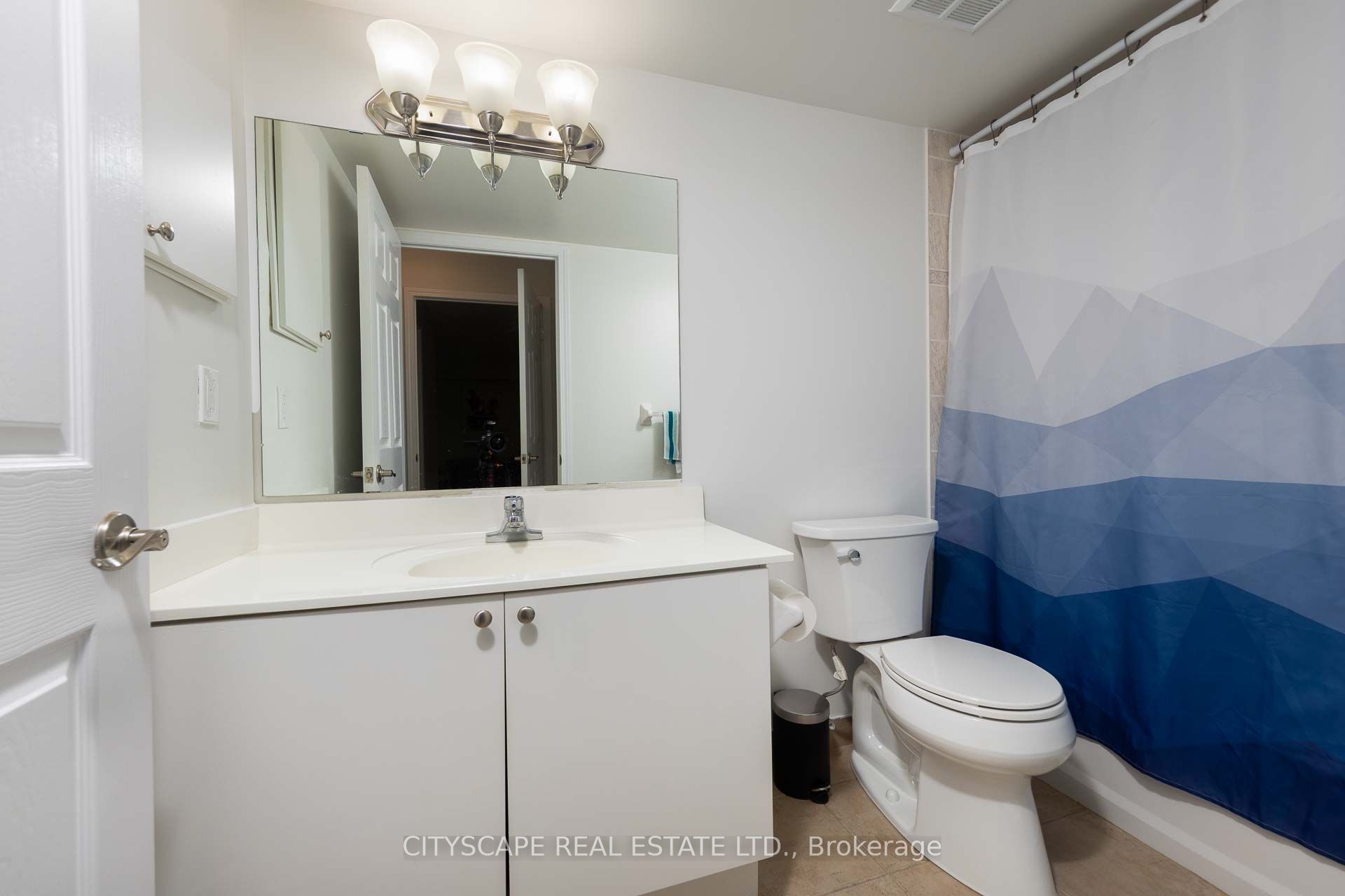 5940 Yonge Street 609, Toronto, ON M2M 4M6 photo 4