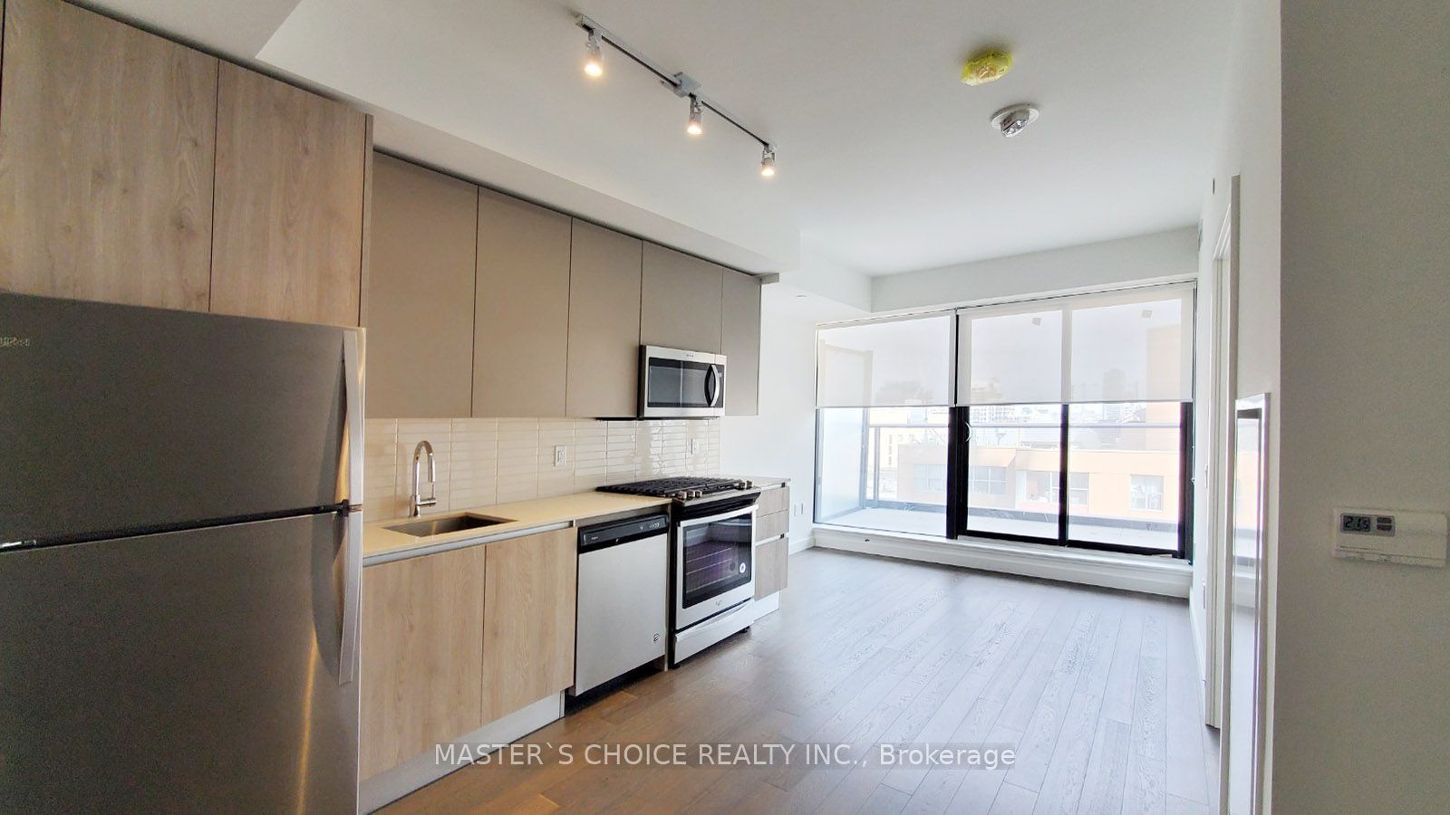 2A Church Street 1211, Toronto, ON M5E 0E1