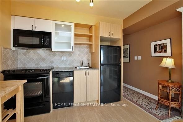 600 Fleet Street 2509, Toronto, ON M5V 1B7 photo 3