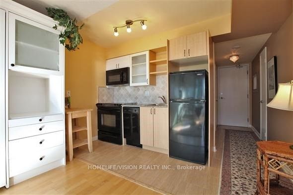 600 Fleet Street 2509, Toronto, ON M5V 1B7 photo 5